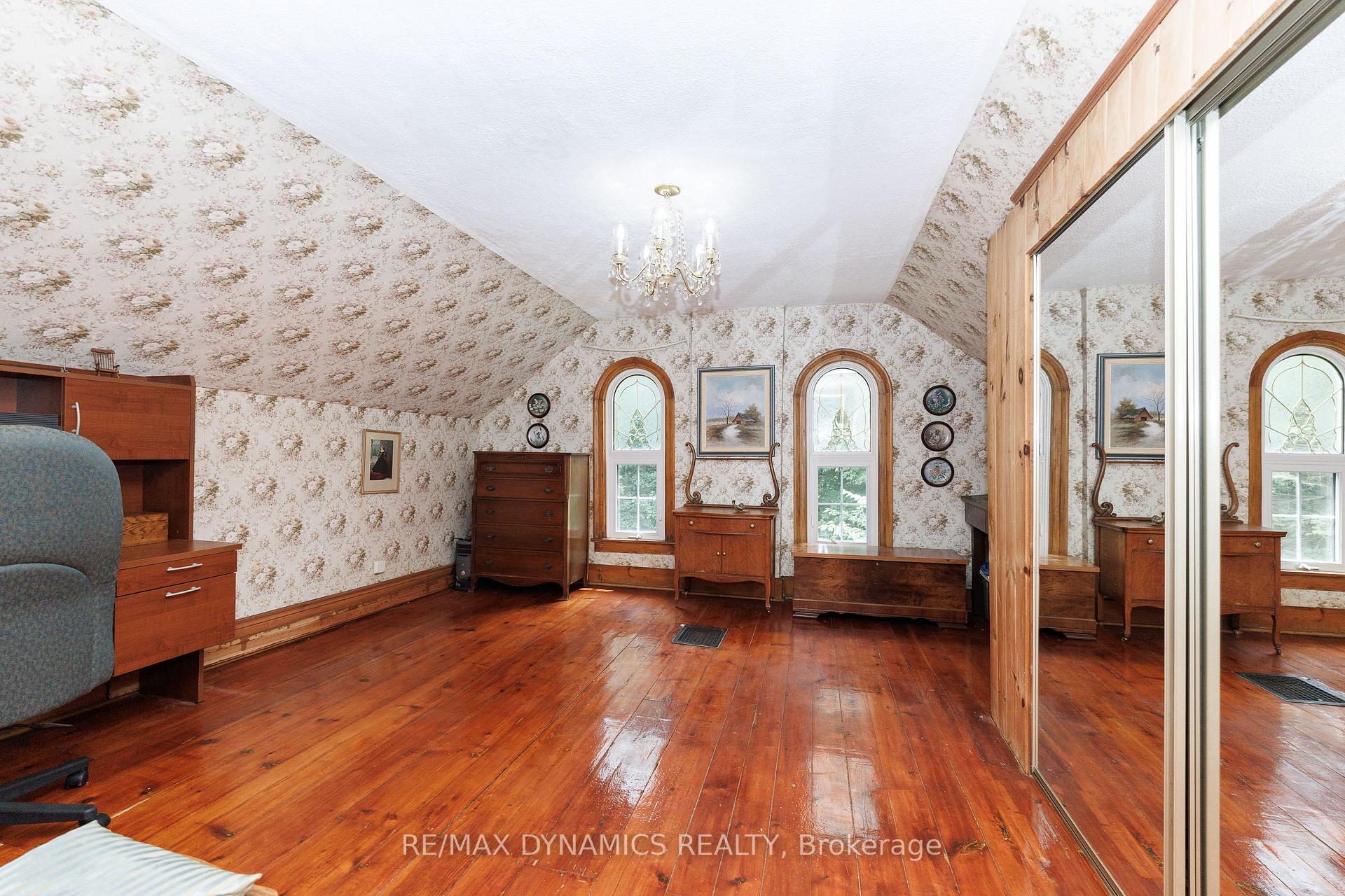 Photo 26 of 760 Cope Road, Welland, Cooks Mills — HOMEH