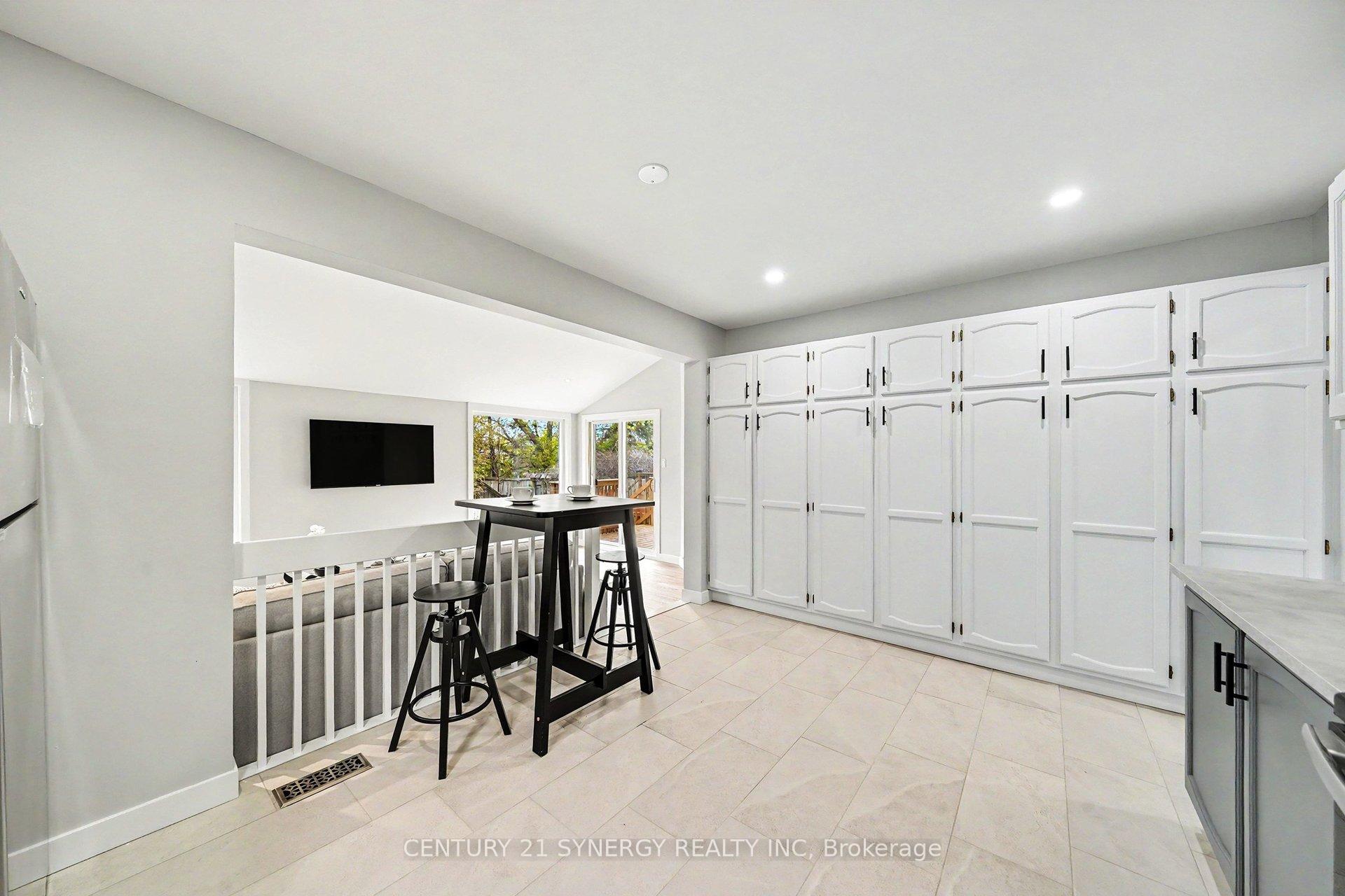 Photo 13 of 31 Willow Glen Drive, Ottawa, Kanata - Bridlewood — HOMEH