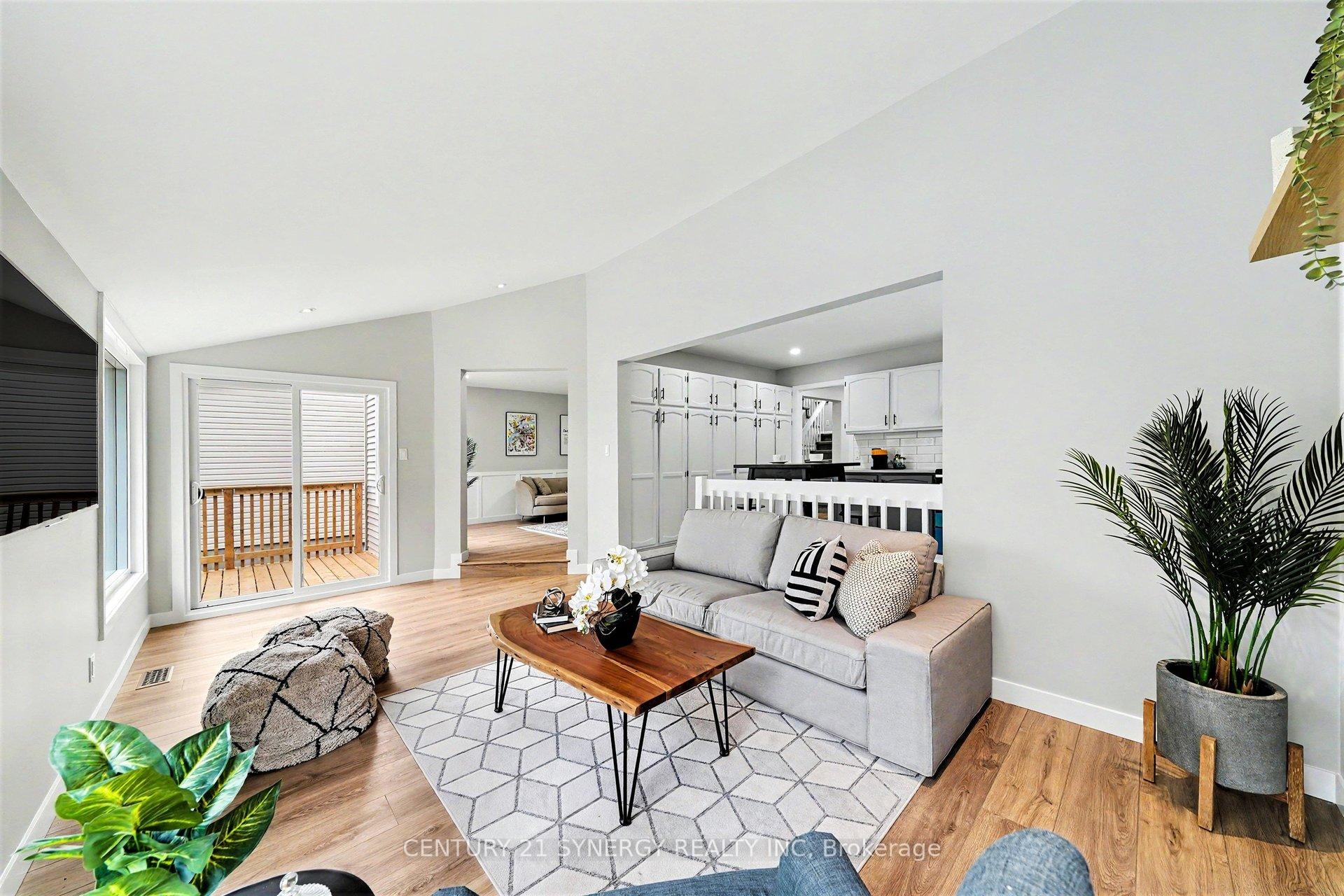 Photo 16 of 31 Willow Glen Drive, Ottawa, Kanata - Bridlewood — HOMEH