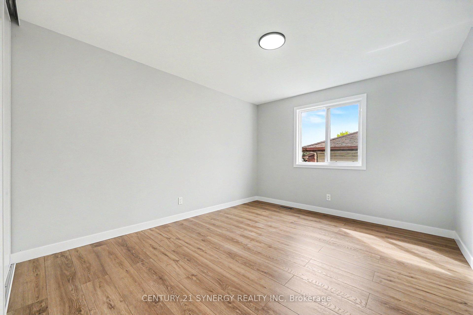 Photo 24 of 31 Willow Glen Drive, Ottawa, Kanata - Bridlewood — HOMEH