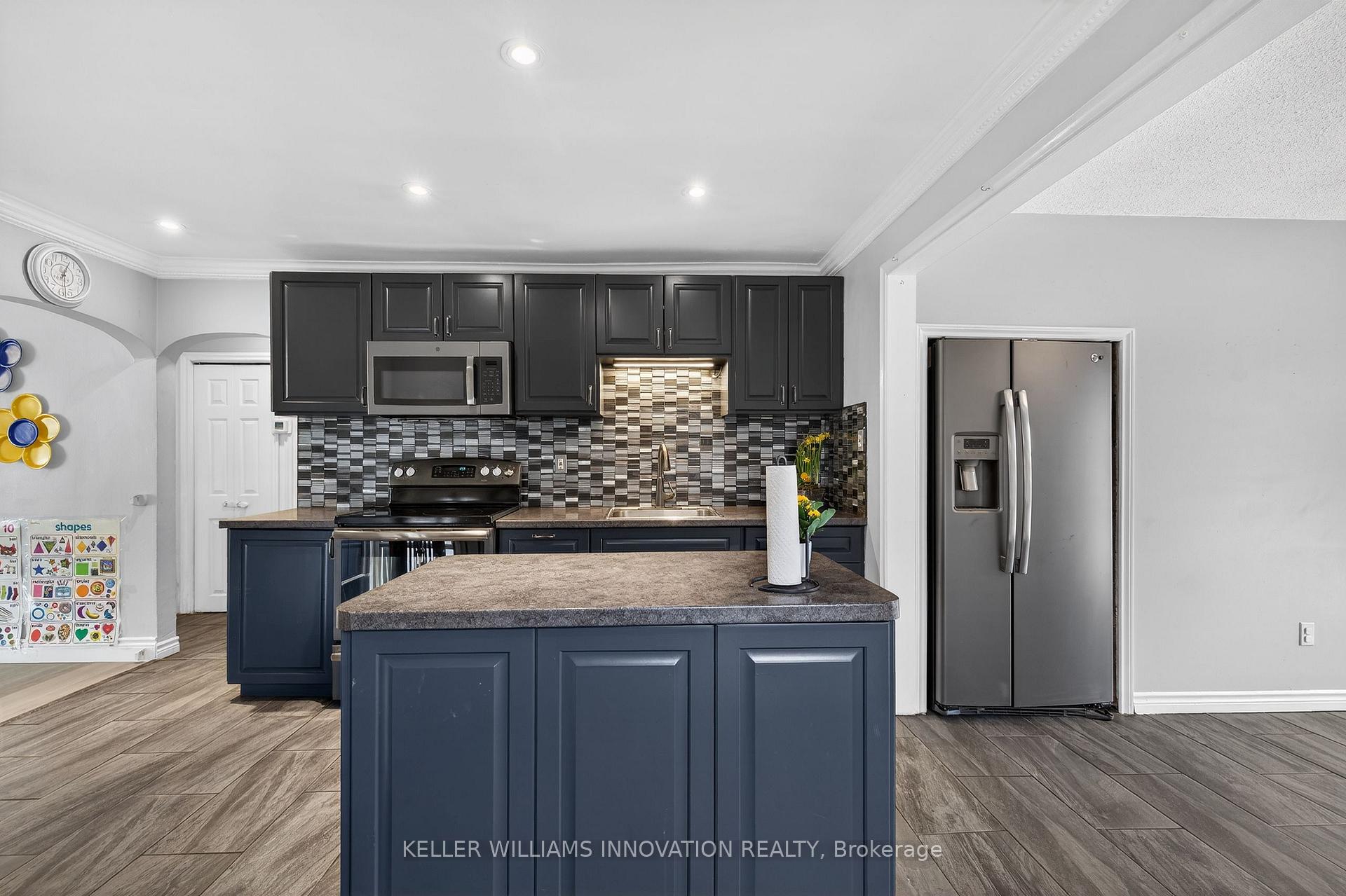 Photo 16 of 73 Avondale Street, Brantford, Echo Place — HOMEH