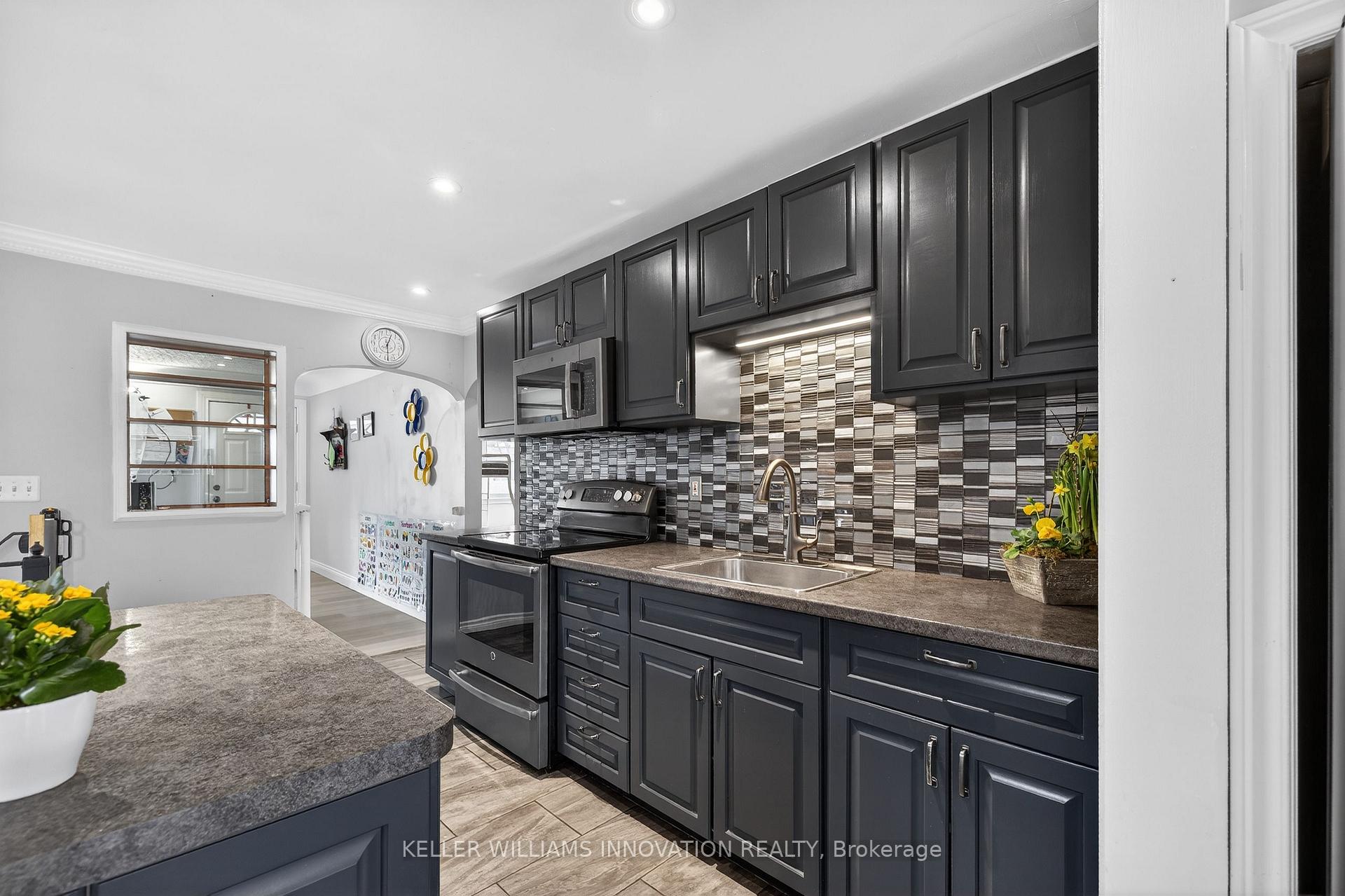 Photo 17 of 73 Avondale Street, Brantford, Echo Place — HOMEH
