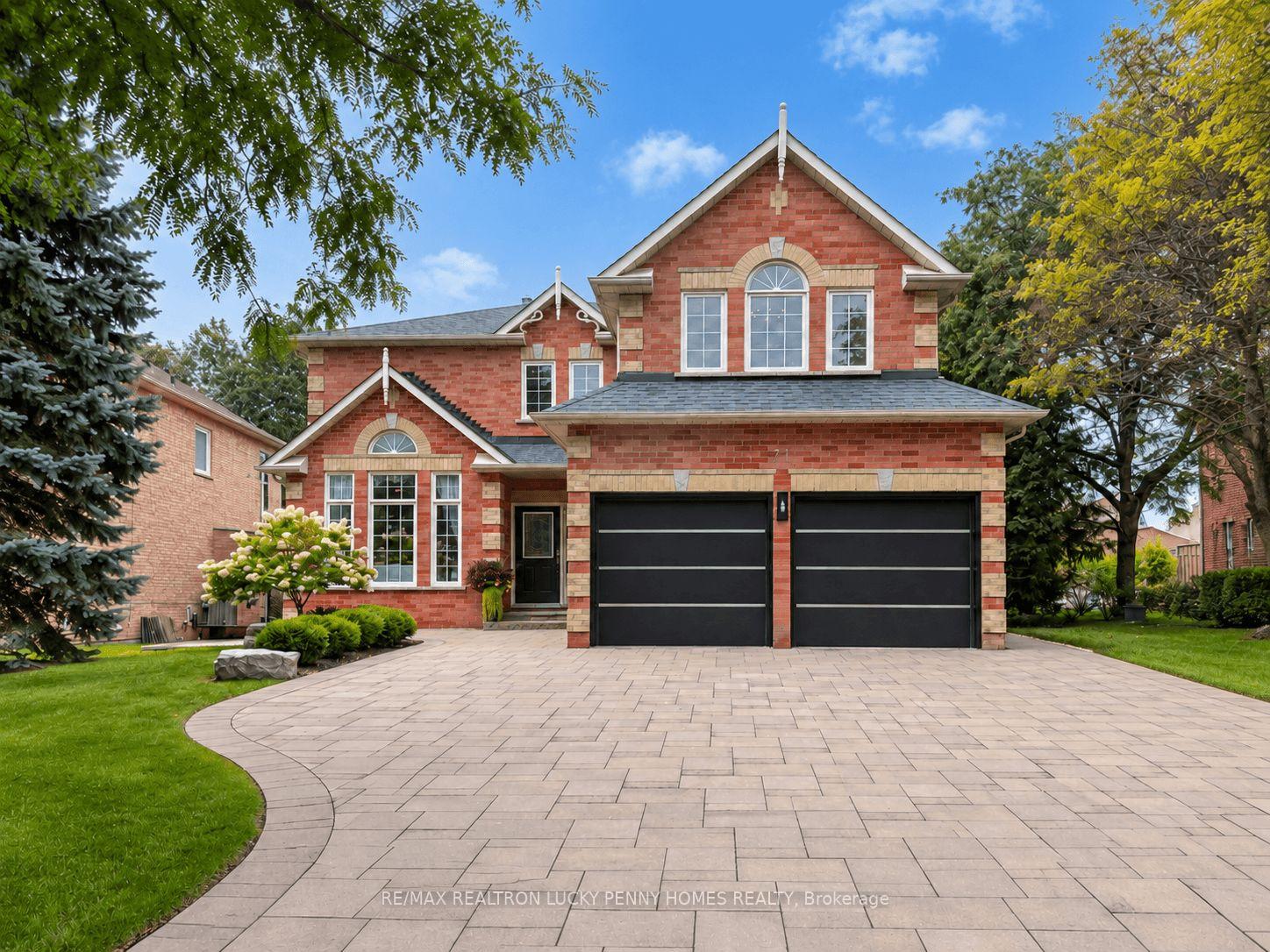 Photo 1 of 71 Fawnbrook Circle, Markham, Unionville — HOMEH