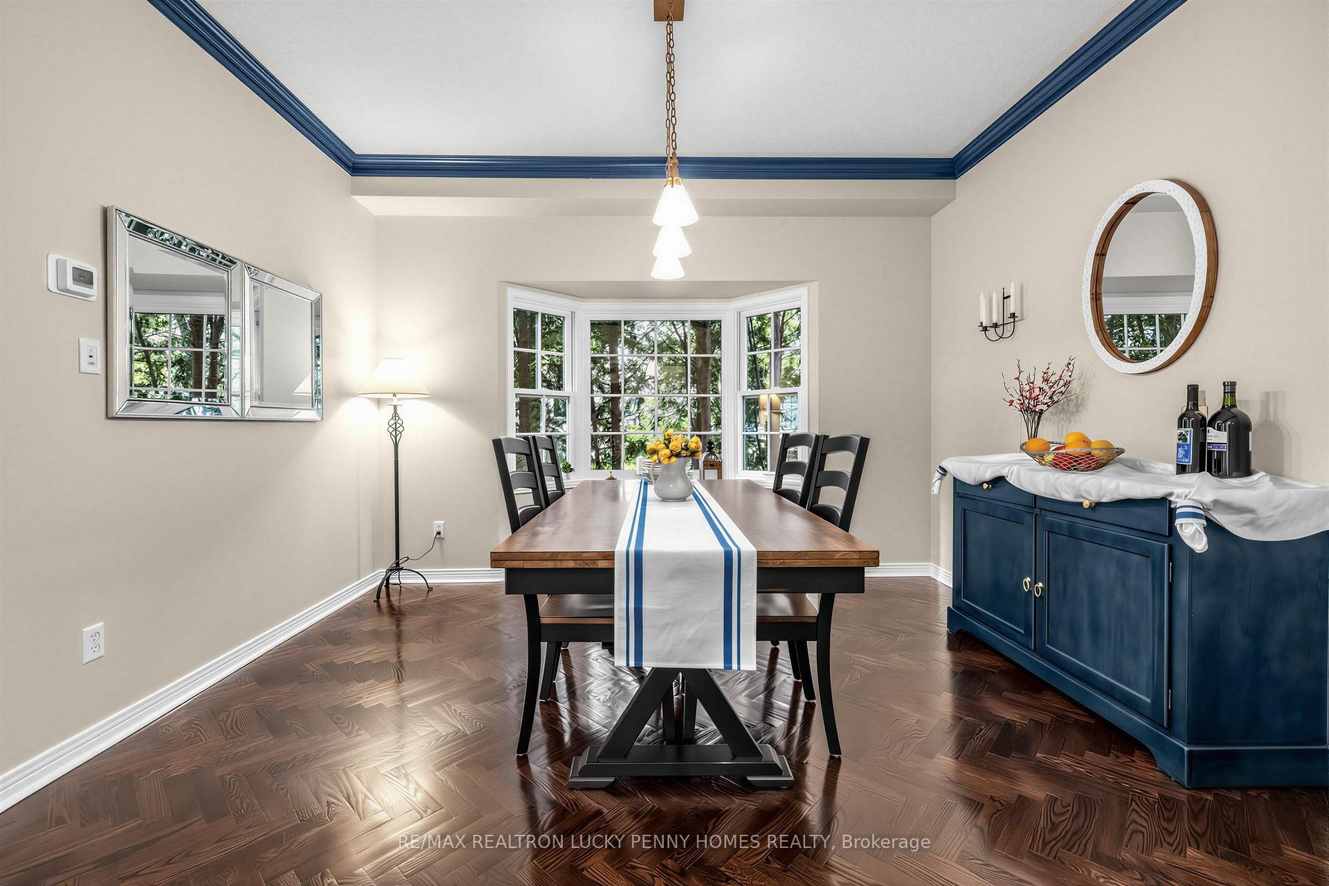 Photo 18 of 71 Fawnbrook Circle, Markham, Unionville — HOMEH