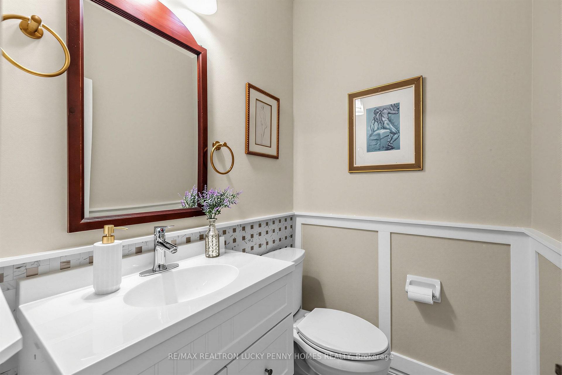 Photo 19 of 71 Fawnbrook Circle, Markham, Unionville — HOMEH