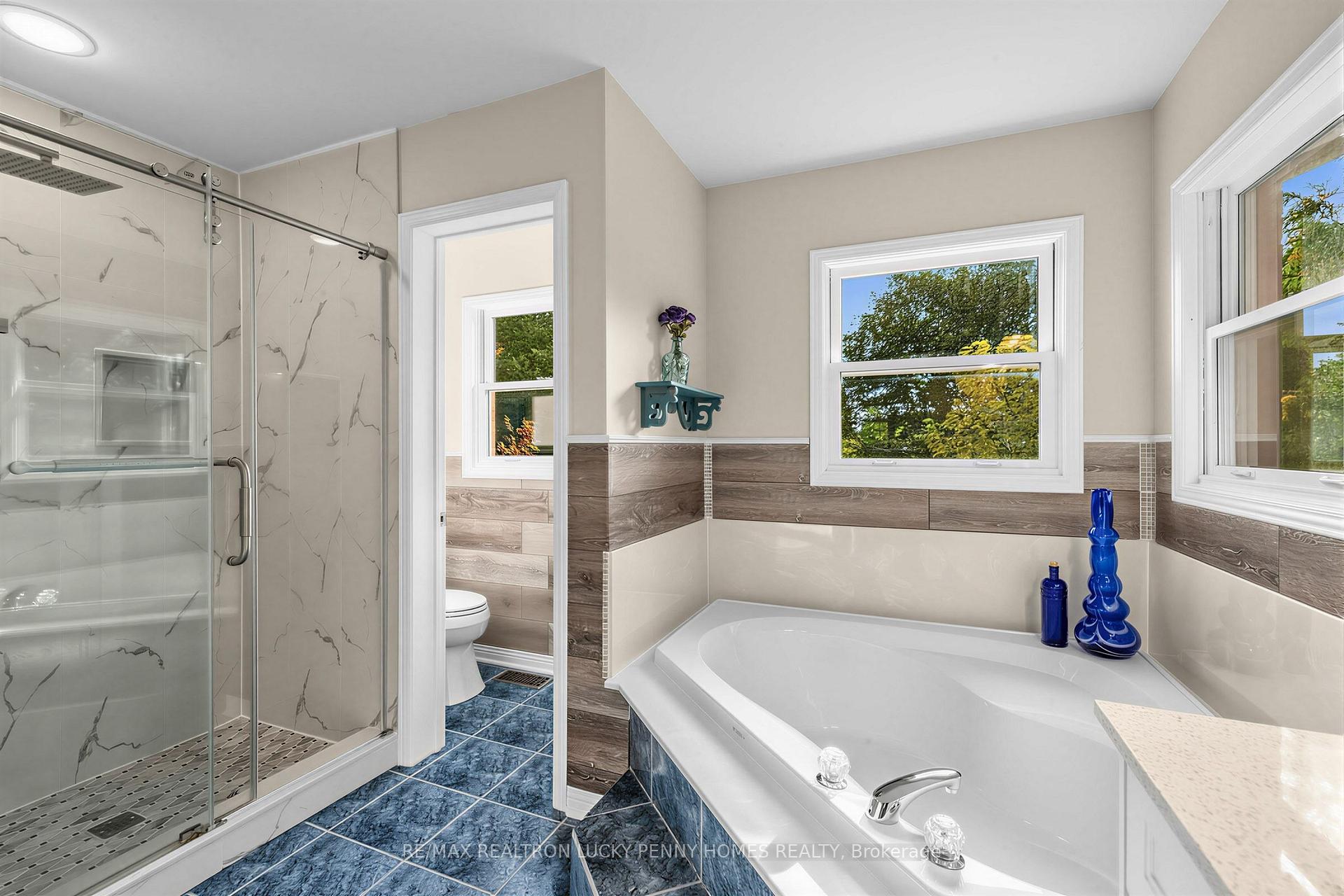 Photo 26 of 71 Fawnbrook Circle, Markham, Unionville — HOMEH
