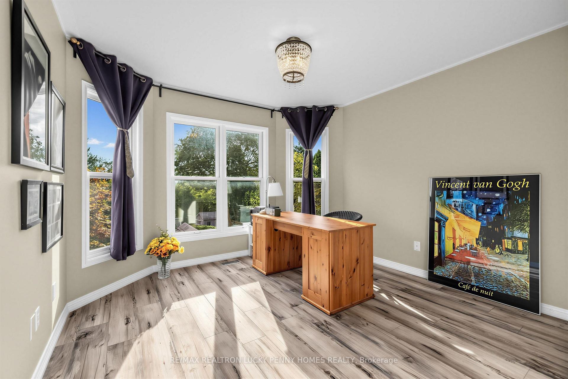 Photo 29 of 71 Fawnbrook Circle, Markham, Unionville — HOMEH