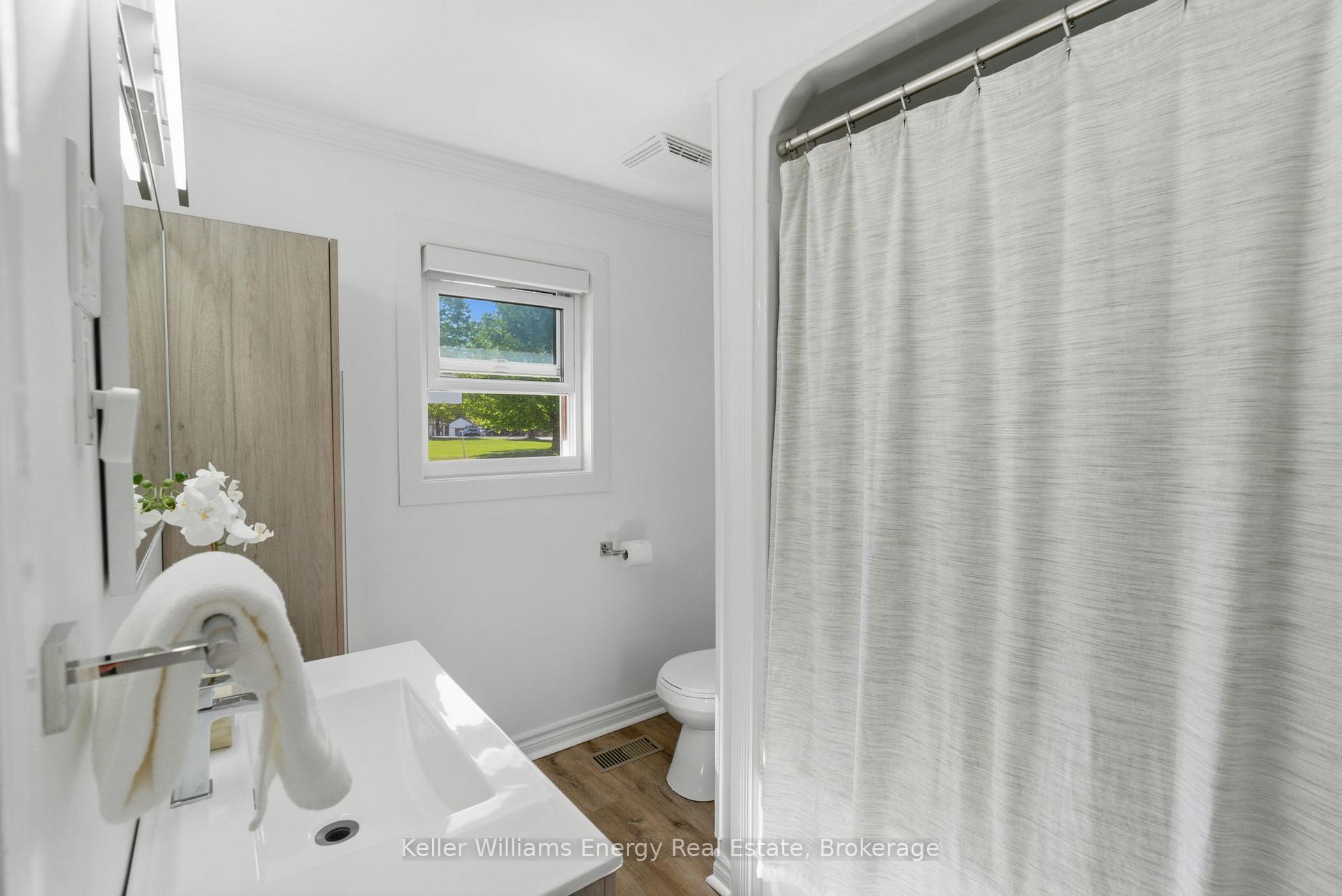 Photo 24 of 67 Edgewood Crescent, Scugog, Rural Scugog — HOMEH