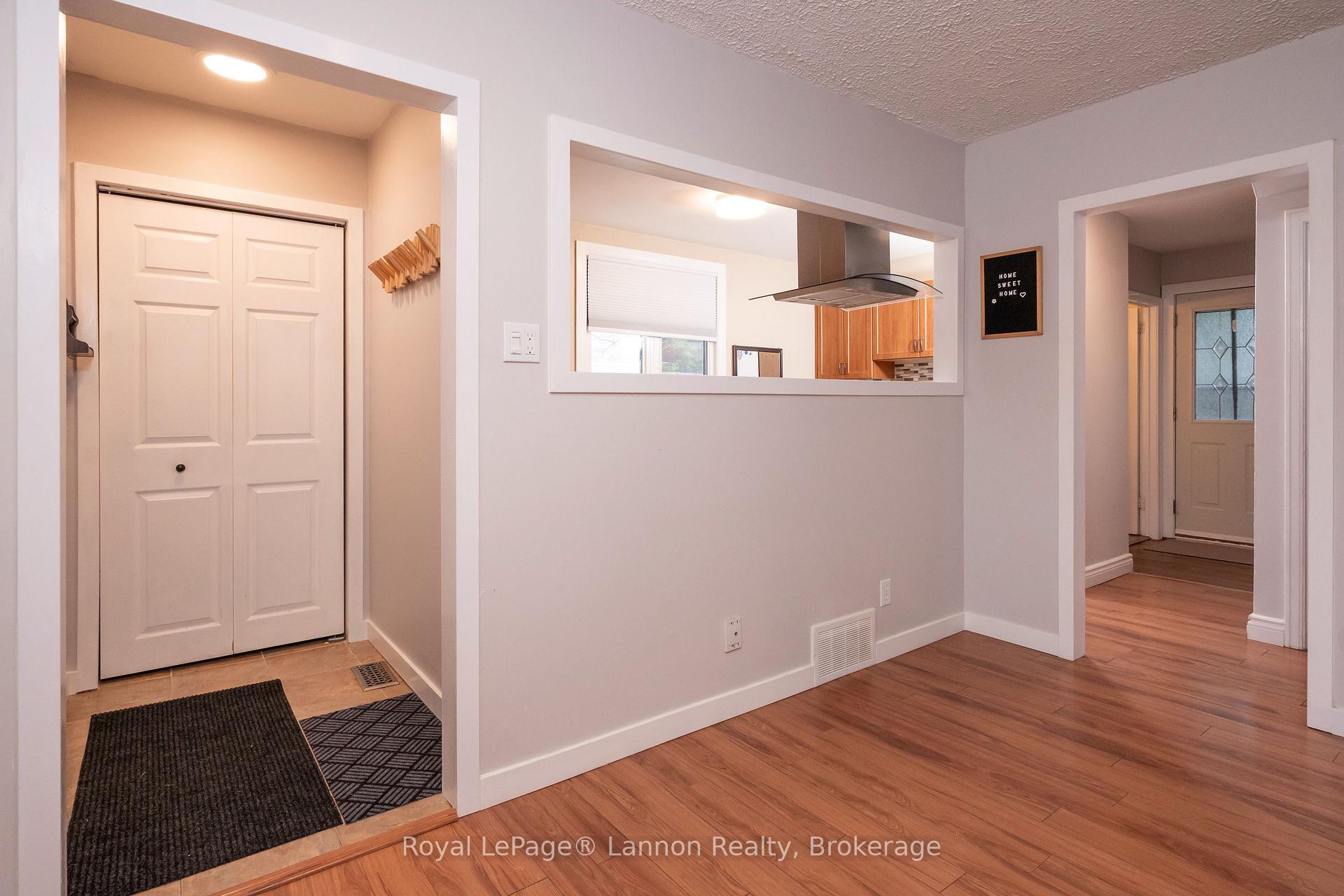 Photo 16 of 2218 Isabella Street E, Thunder Bay, Green Acres — HOMEH