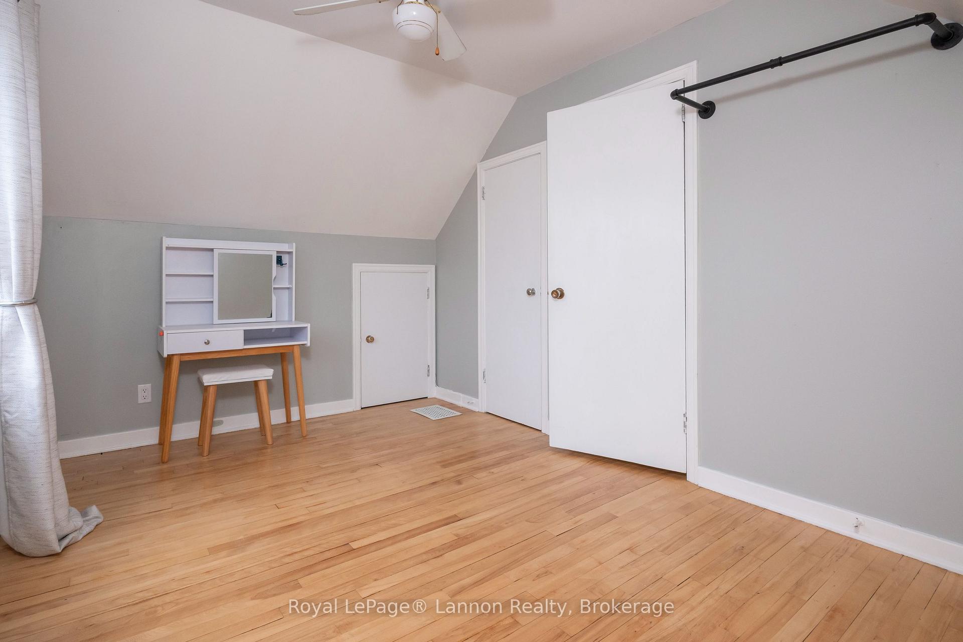 Photo 39 of 2218 Isabella Street E, Thunder Bay, Green Acres — HOMEH