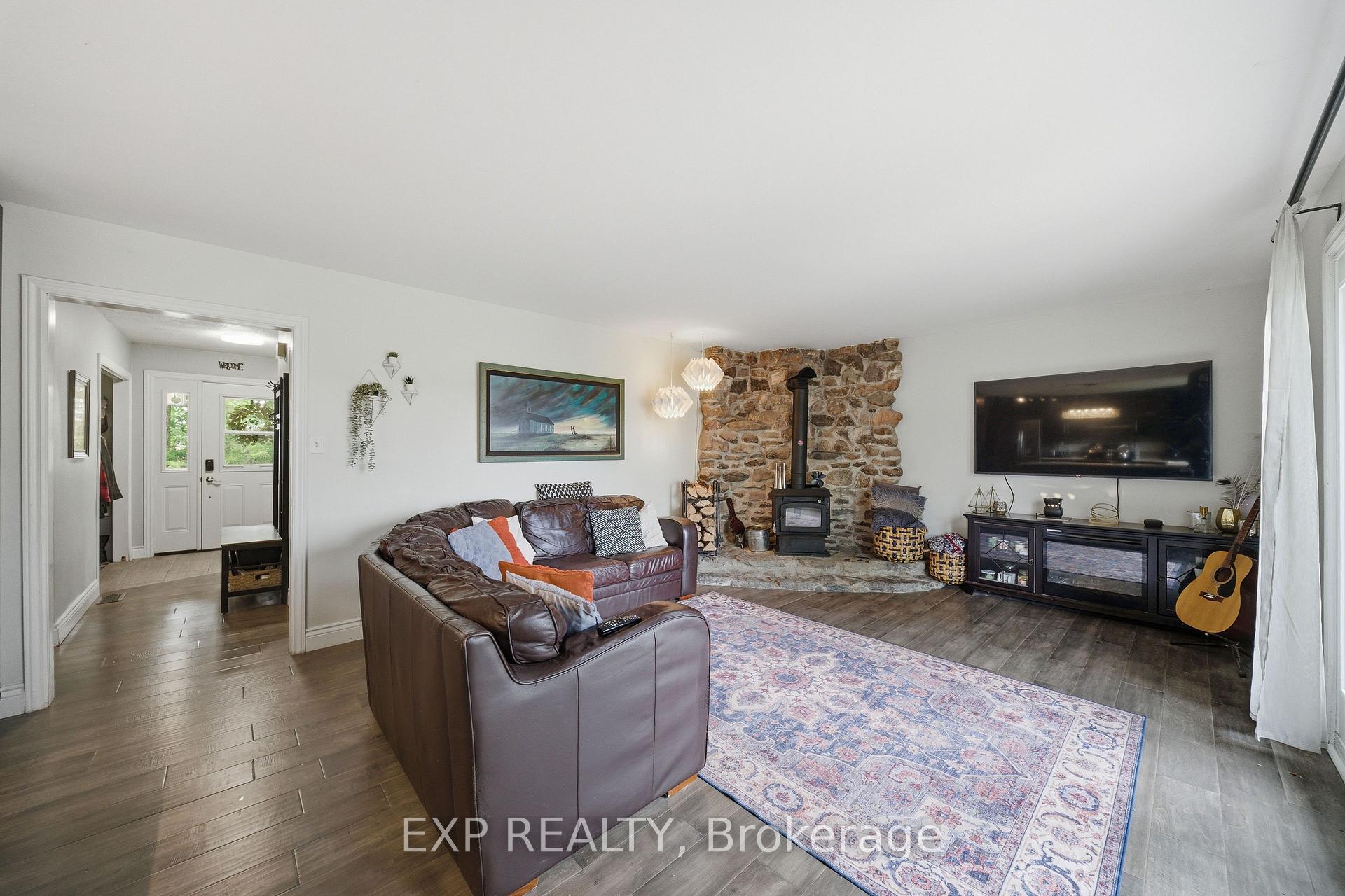 Photo 3 of 6892 Boundary Road, Ottawa, Osgoode Twp North of Reg Rd 6 — HOMEH