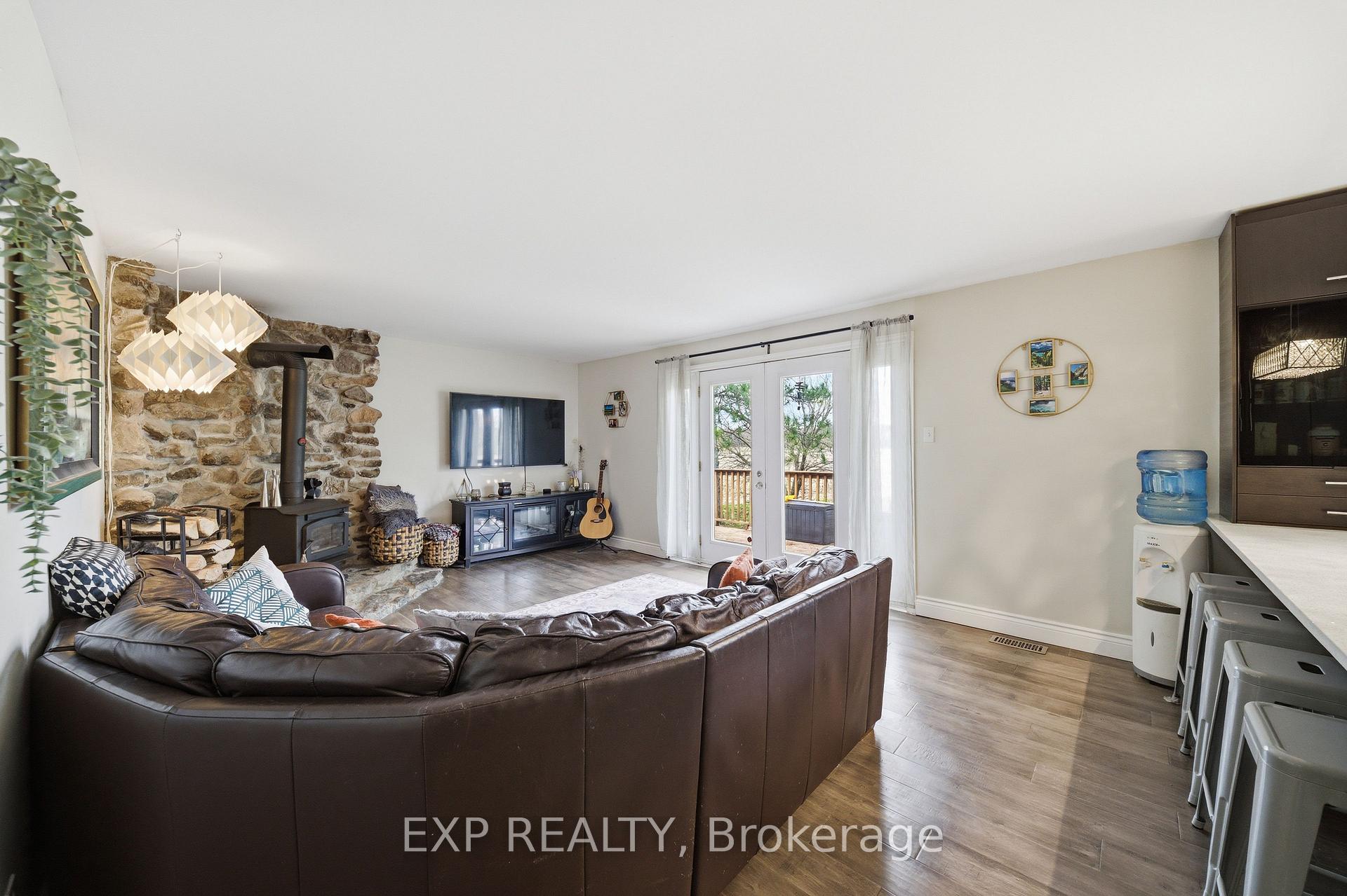 Photo 4 of 6892 Boundary Road, Ottawa, Osgoode Twp North of Reg Rd 6 — HOMEH
