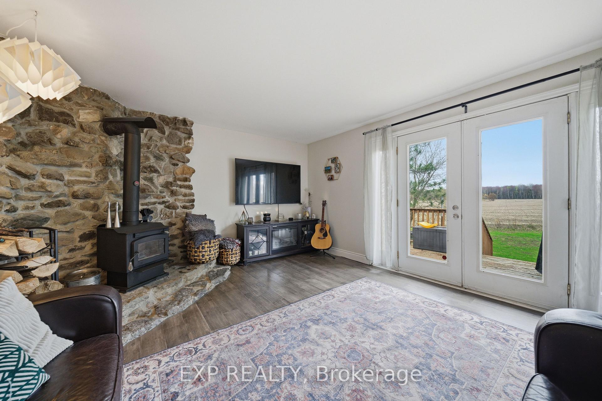 Photo 5 of 6892 Boundary Road, Ottawa, Osgoode Twp North of Reg Rd 6 — HOMEH