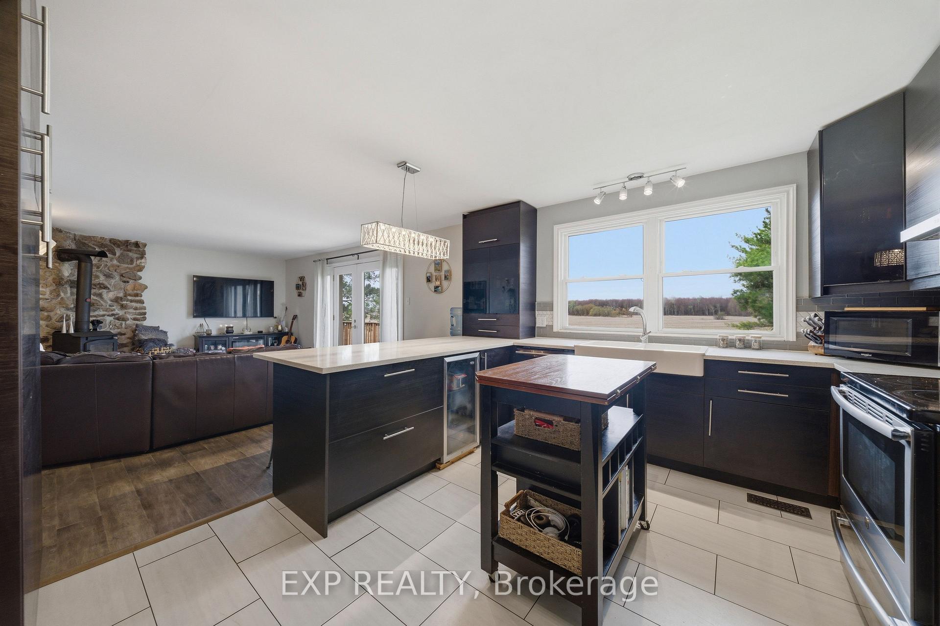Photo 9 of 6892 Boundary Road, Ottawa, Osgoode Twp North of Reg Rd 6 — HOMEH