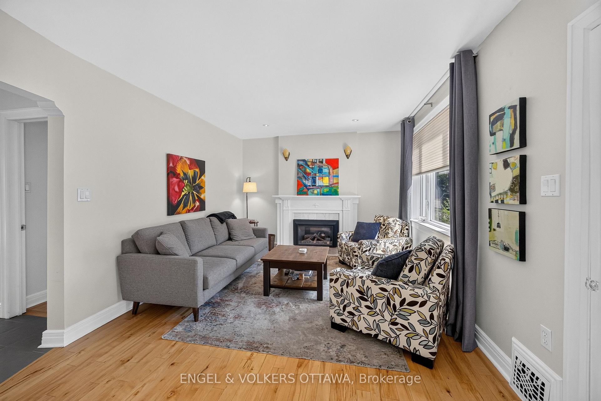 Photo 4 of 47 Gould Street, Ottawa, Ottawa West — HOMEH