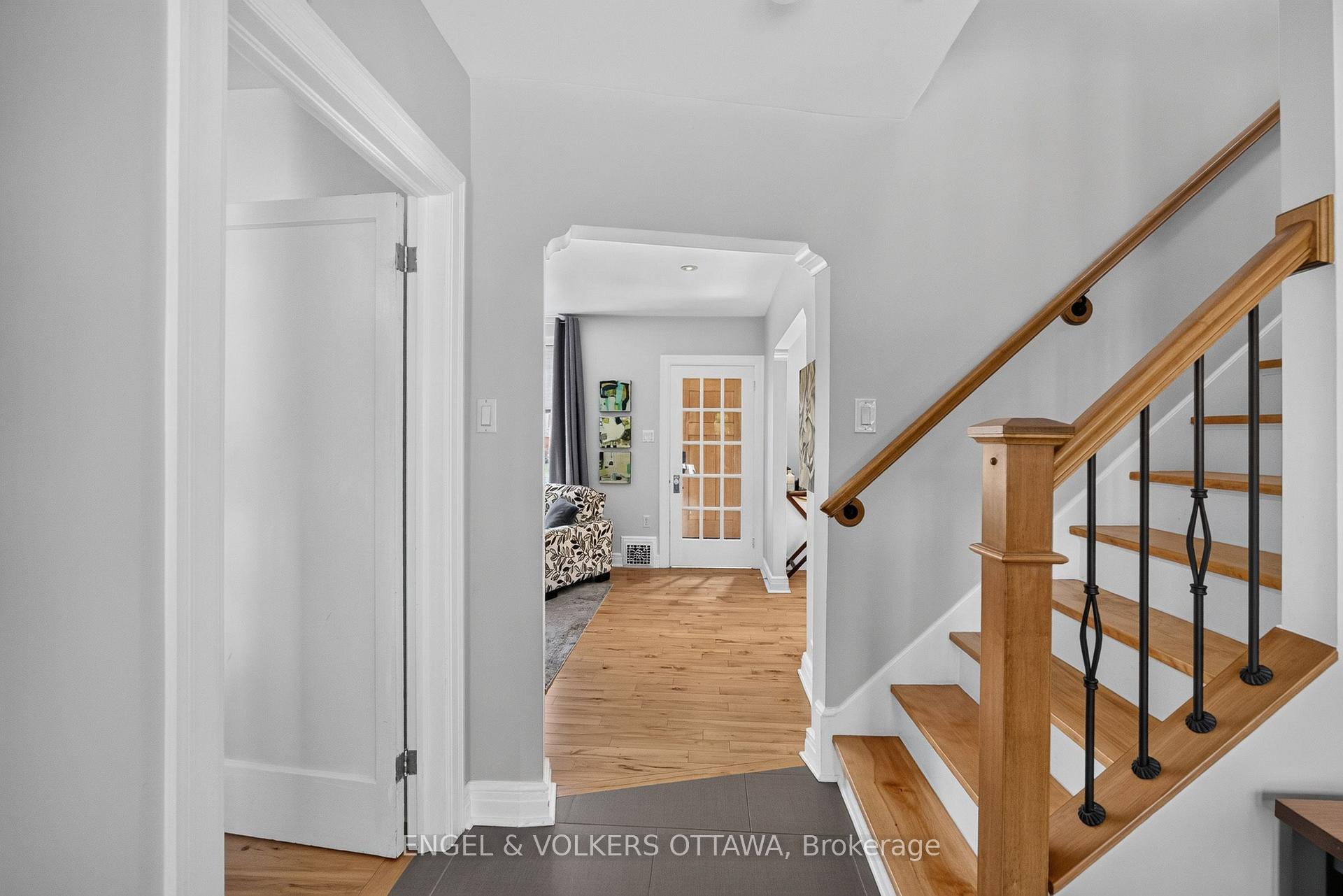 Photo 8 of 47 Gould Street, Ottawa, Ottawa West — HOMEH