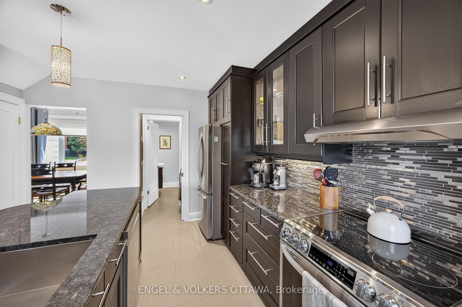 Photo 16 of 47 Gould Street, Ottawa, Ottawa West — HOMEH