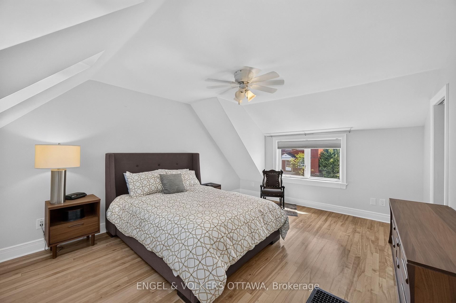 Photo 25 of 47 Gould Street, Ottawa, Ottawa West — HOMEH
