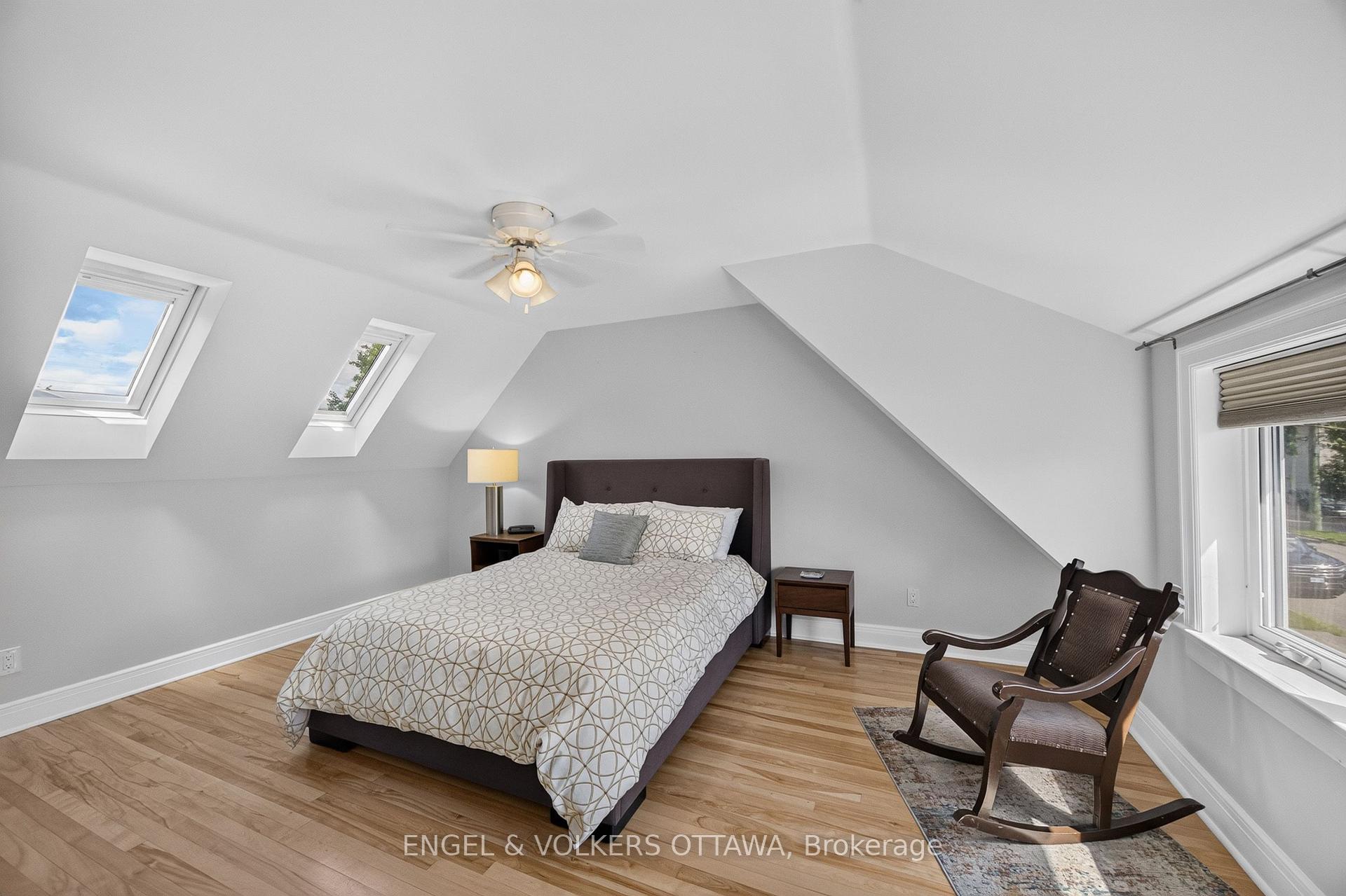 Photo 26 of 47 Gould Street, Ottawa, Ottawa West — HOMEH