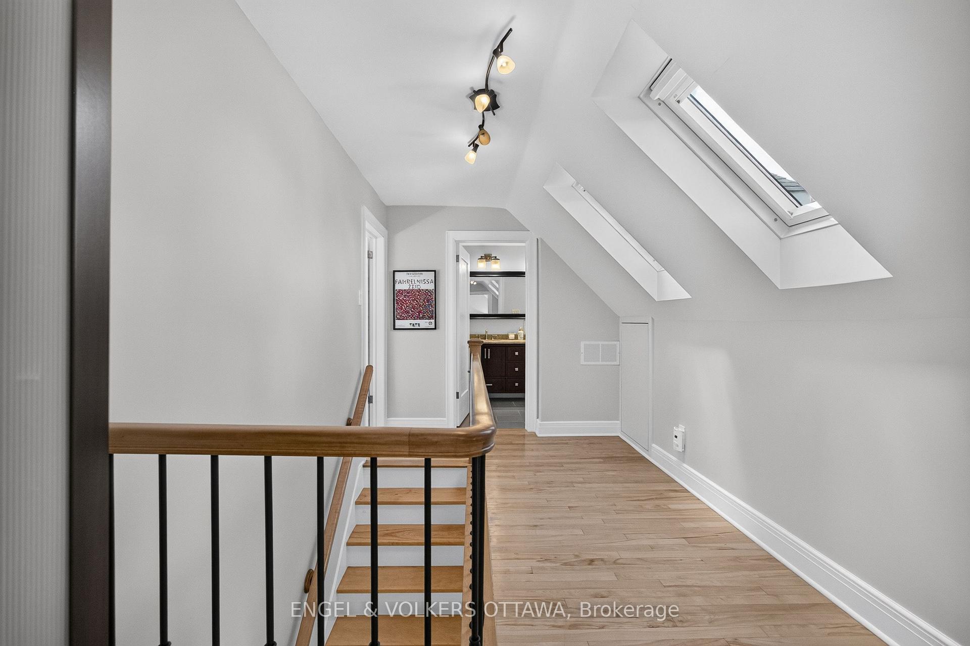 Photo 28 of 47 Gould Street, Ottawa, Ottawa West — HOMEH