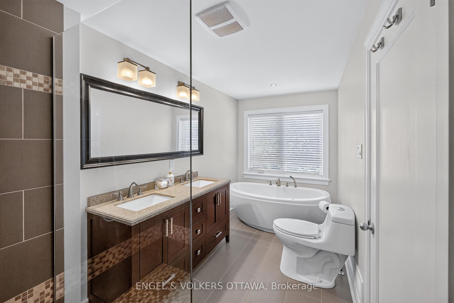 Photo 29 of 47 Gould Street, Ottawa, Ottawa West — HOMEH
