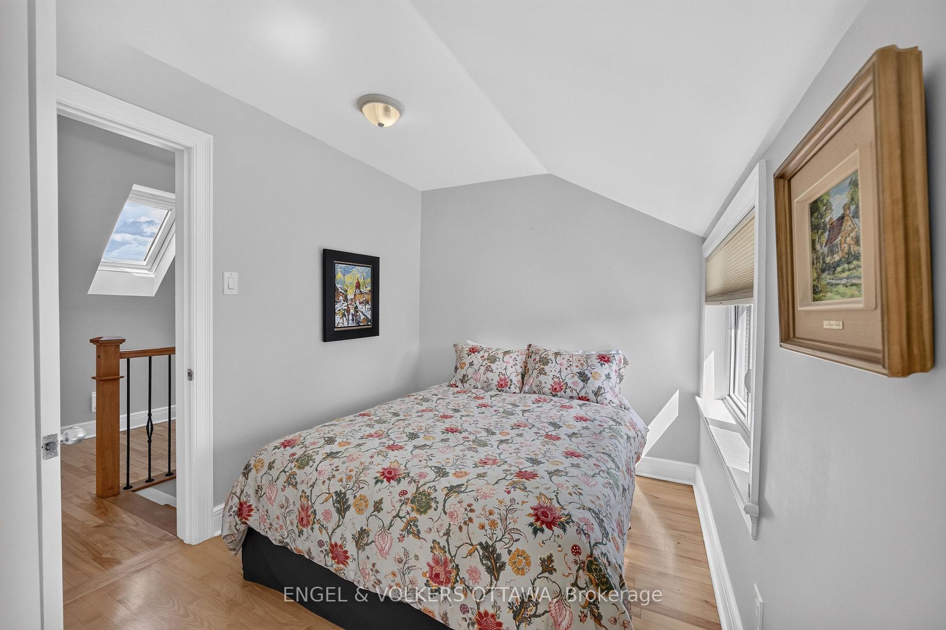 Photo 33 of 47 Gould Street, Ottawa, Ottawa West — HOMEH