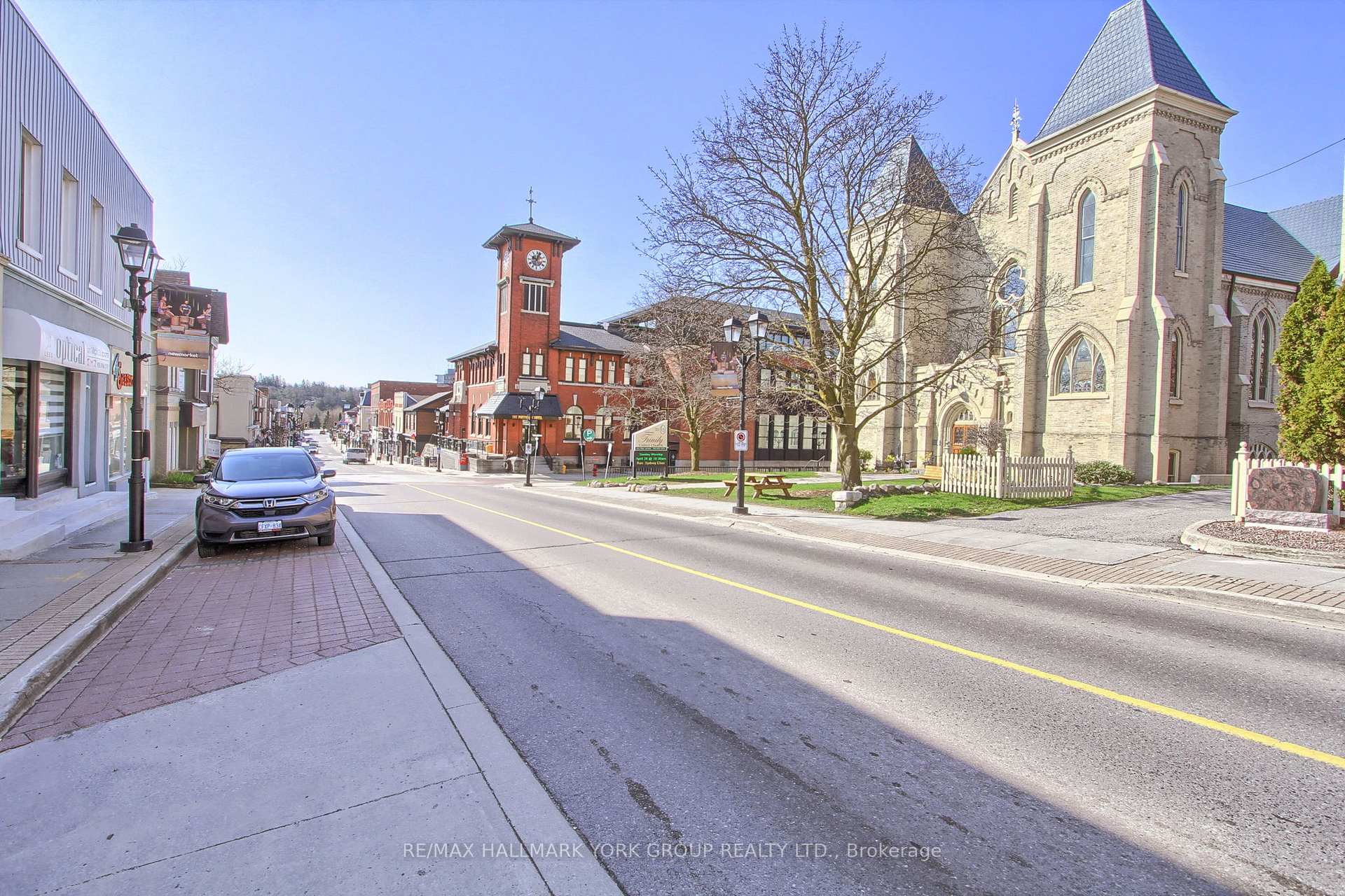 Photo 34 of Unit 203, 400 Park Avenue, Newmarket, Central Newmarket — HOMEH