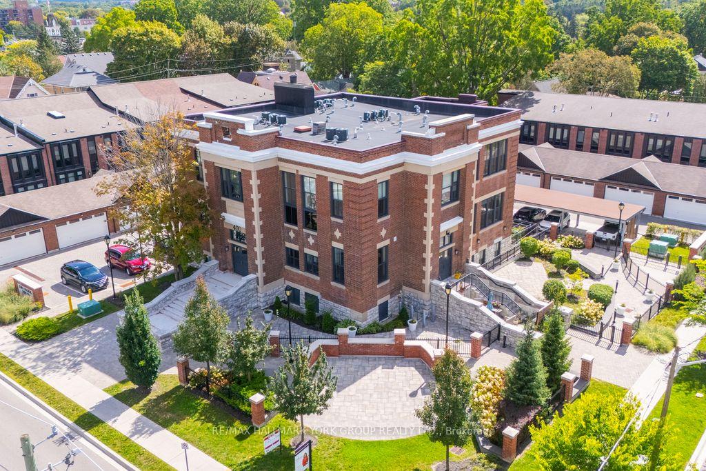 Photo 2 of Unit 203, 400 Park Avenue, Newmarket, Central Newmarket — HOMEH