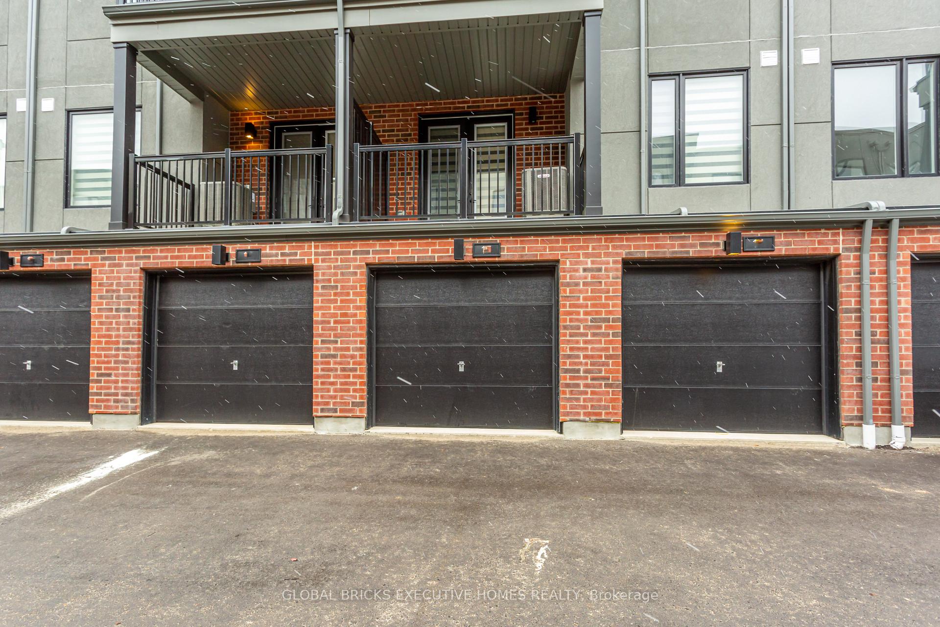 Photo 3 of Unit 15, 99 Roger Street, Waterloo, Uptown Waterloo — HOMEH