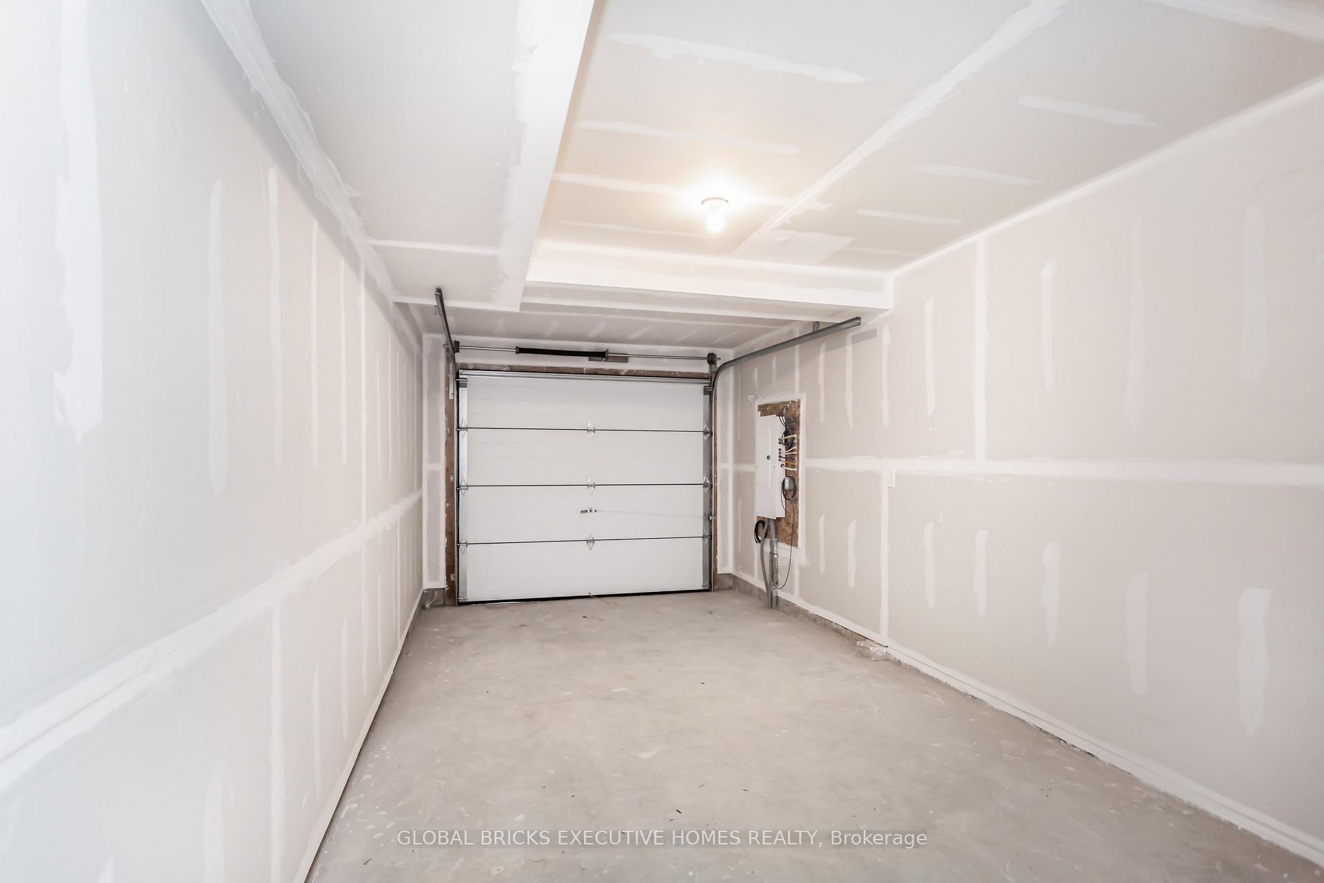 Photo 25 of Unit 15, 99 Roger Street, Waterloo, Uptown Waterloo — HOMEH