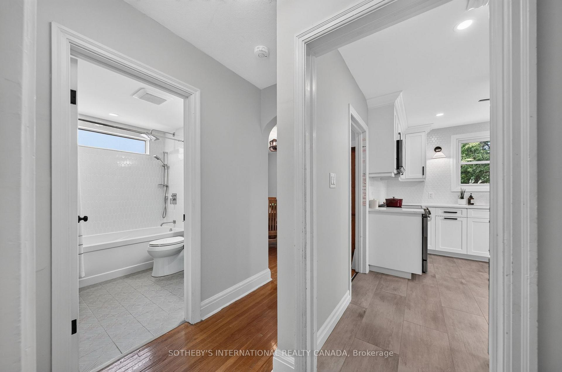 Photo 4 of 38 Roslin Avenue S, Waterloo, Uptown West — HOMEH