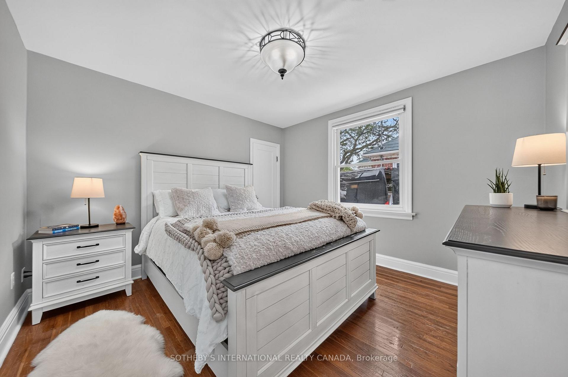 Photo 13 of 38 Roslin Avenue S, Waterloo, Uptown West — HOMEH