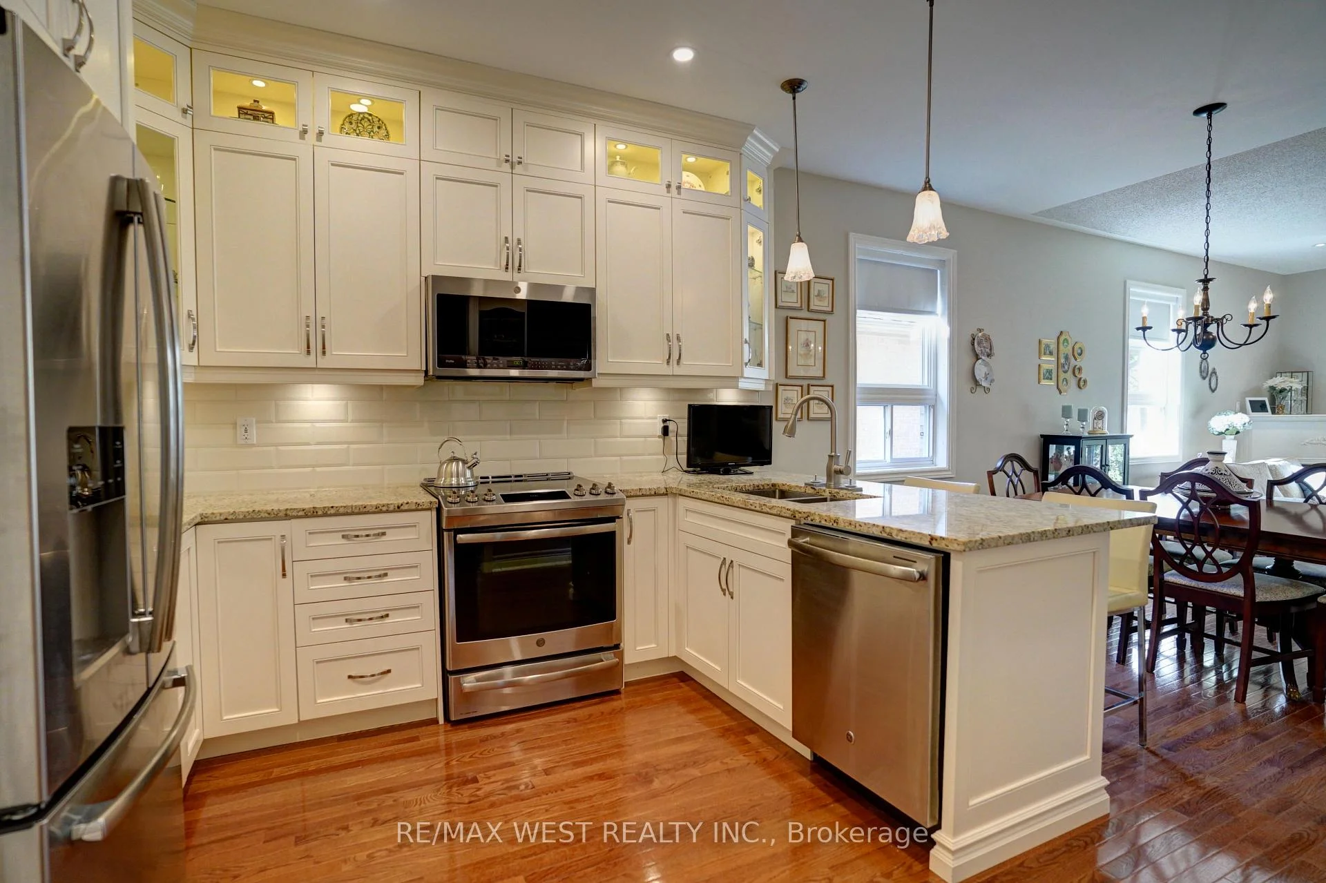 Photo 7 of 68 Sherrington Drive, Scugog, Port Perry — HOMEH