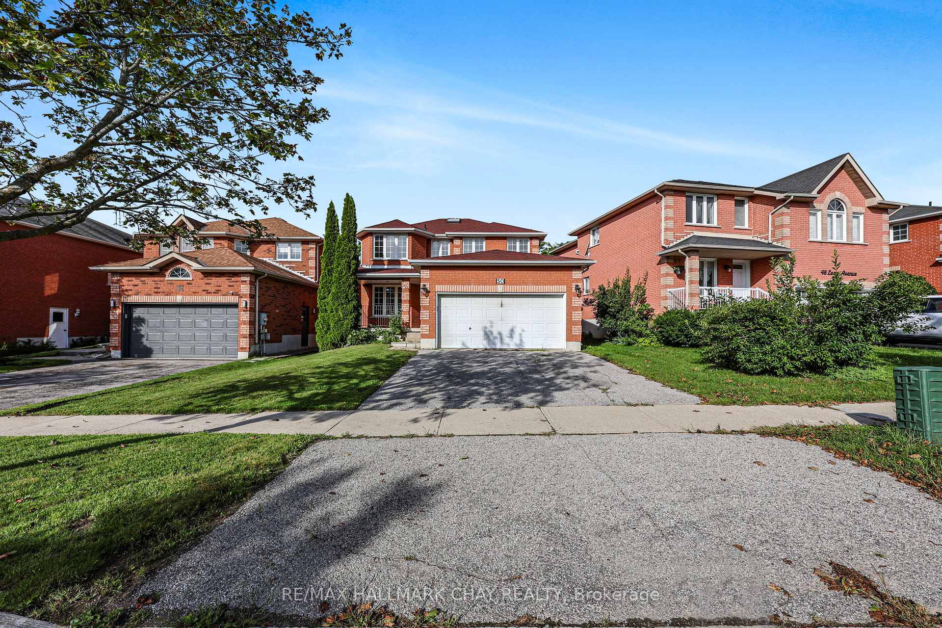 Photo 2 of 50 Loon Avenue, Barrie, Painswick South — HOMEH