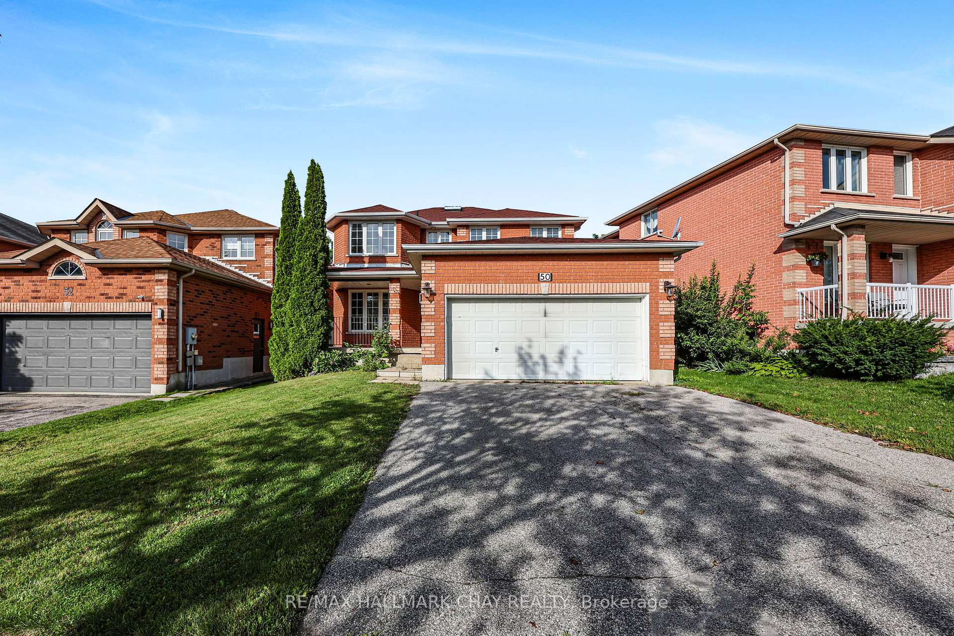 Photo 3 of 50 Loon Avenue, Barrie, Painswick South — HOMEH