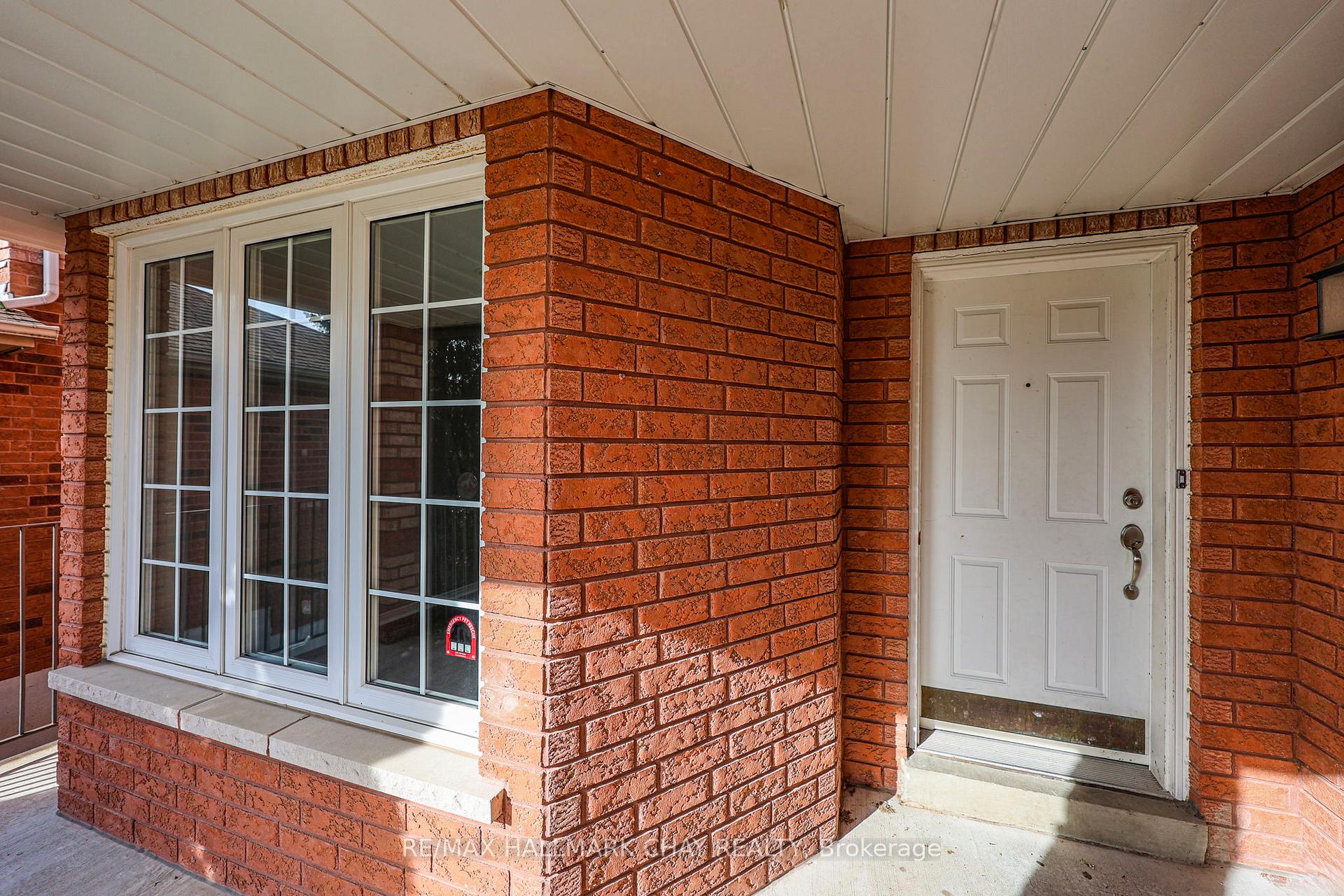 Photo 6 of 50 Loon Avenue, Barrie, Painswick South — HOMEH