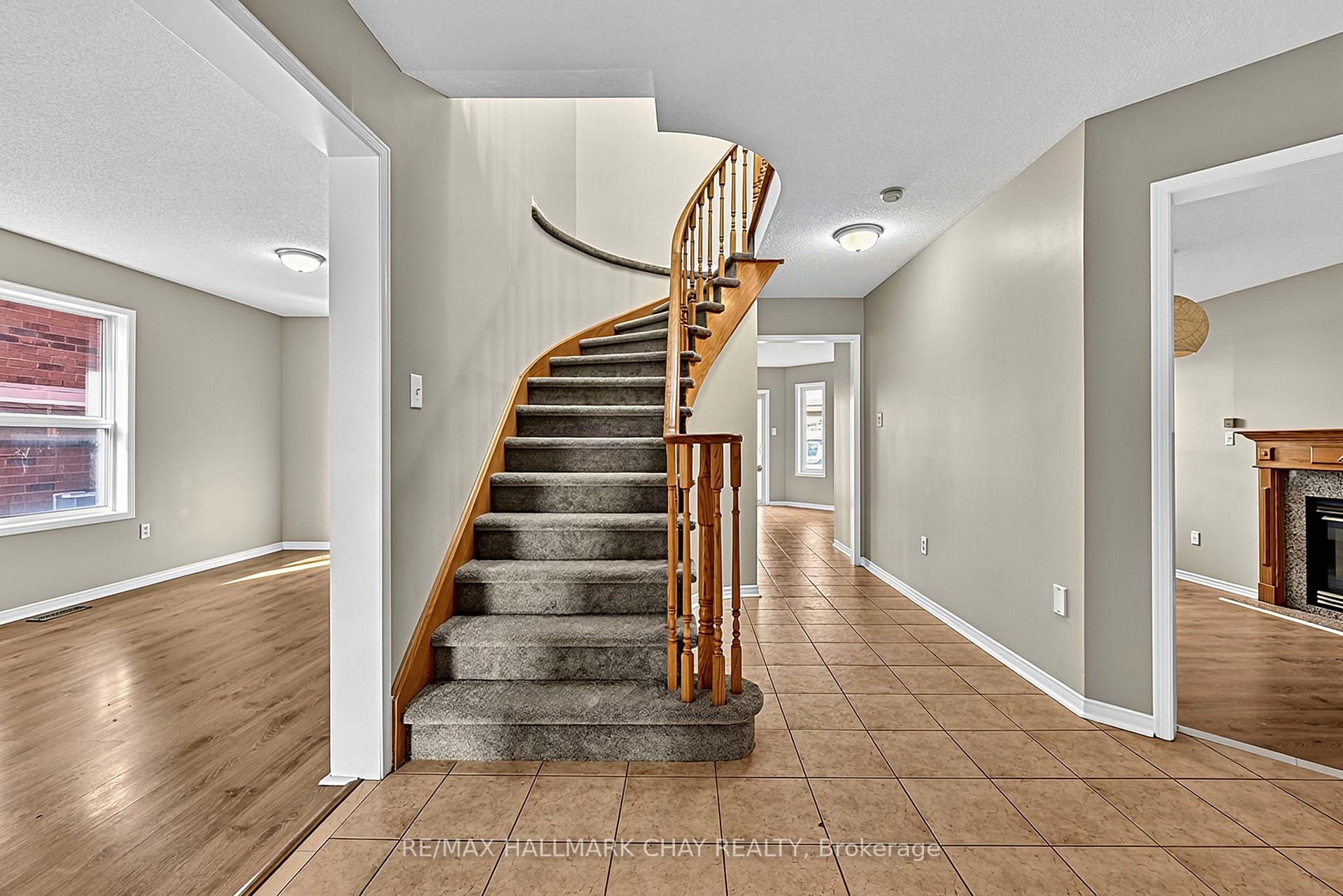Photo 9 of 50 Loon Avenue, Barrie, Painswick South — HOMEH