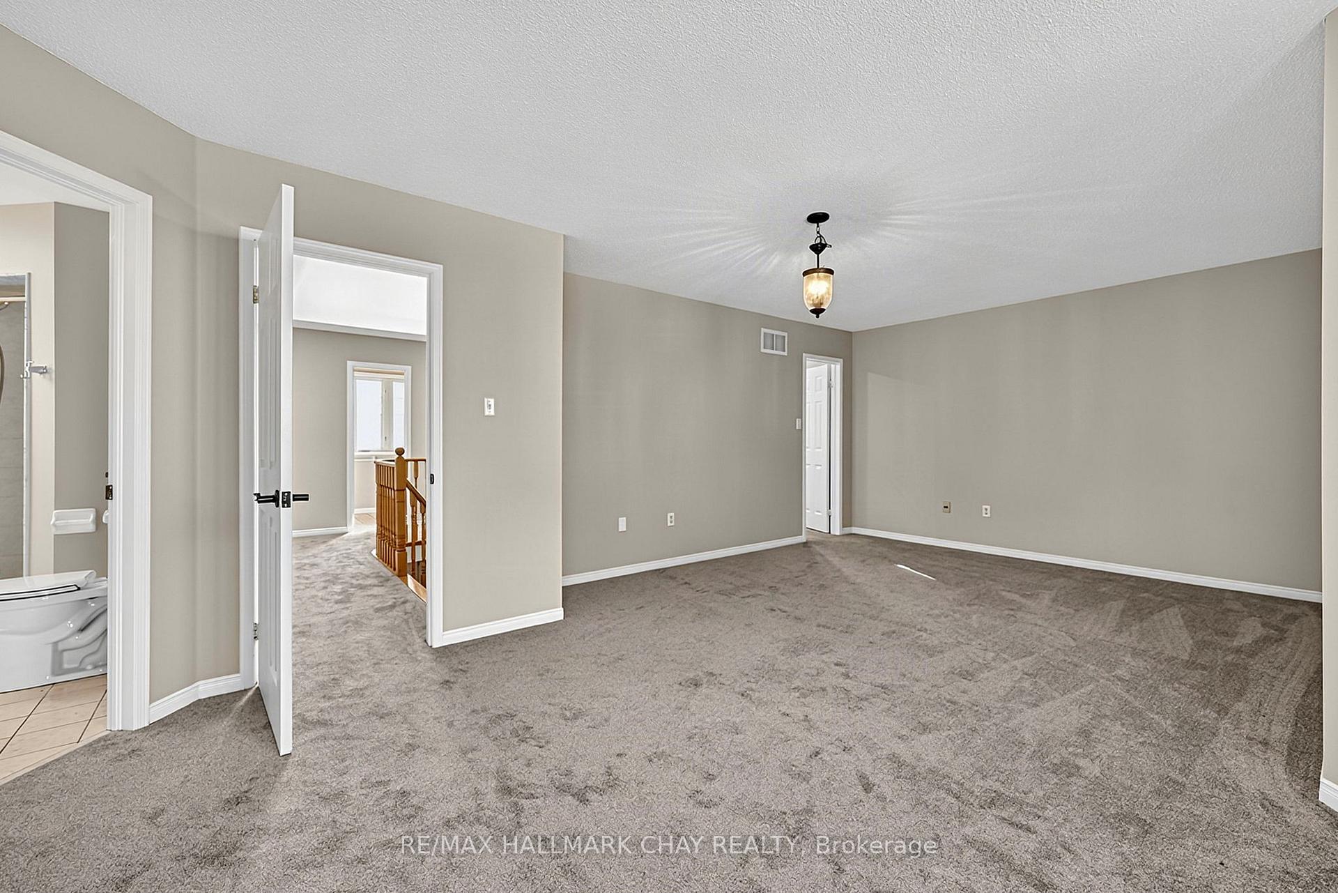 Photo 28 of 50 Loon Avenue, Barrie, Painswick South — HOMEH