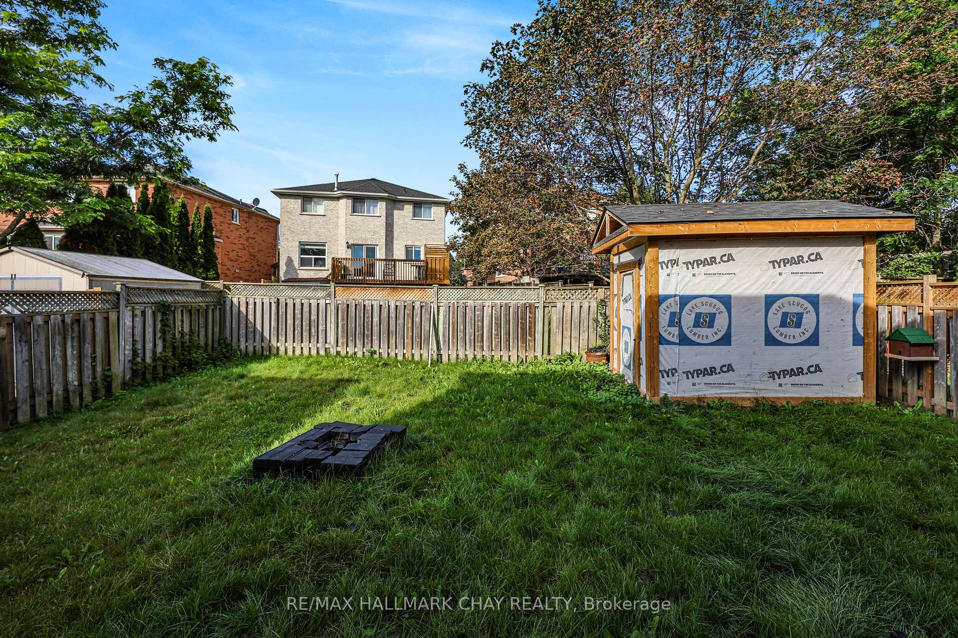 Photo 40 of 50 Loon Avenue, Barrie, Painswick South — HOMEH