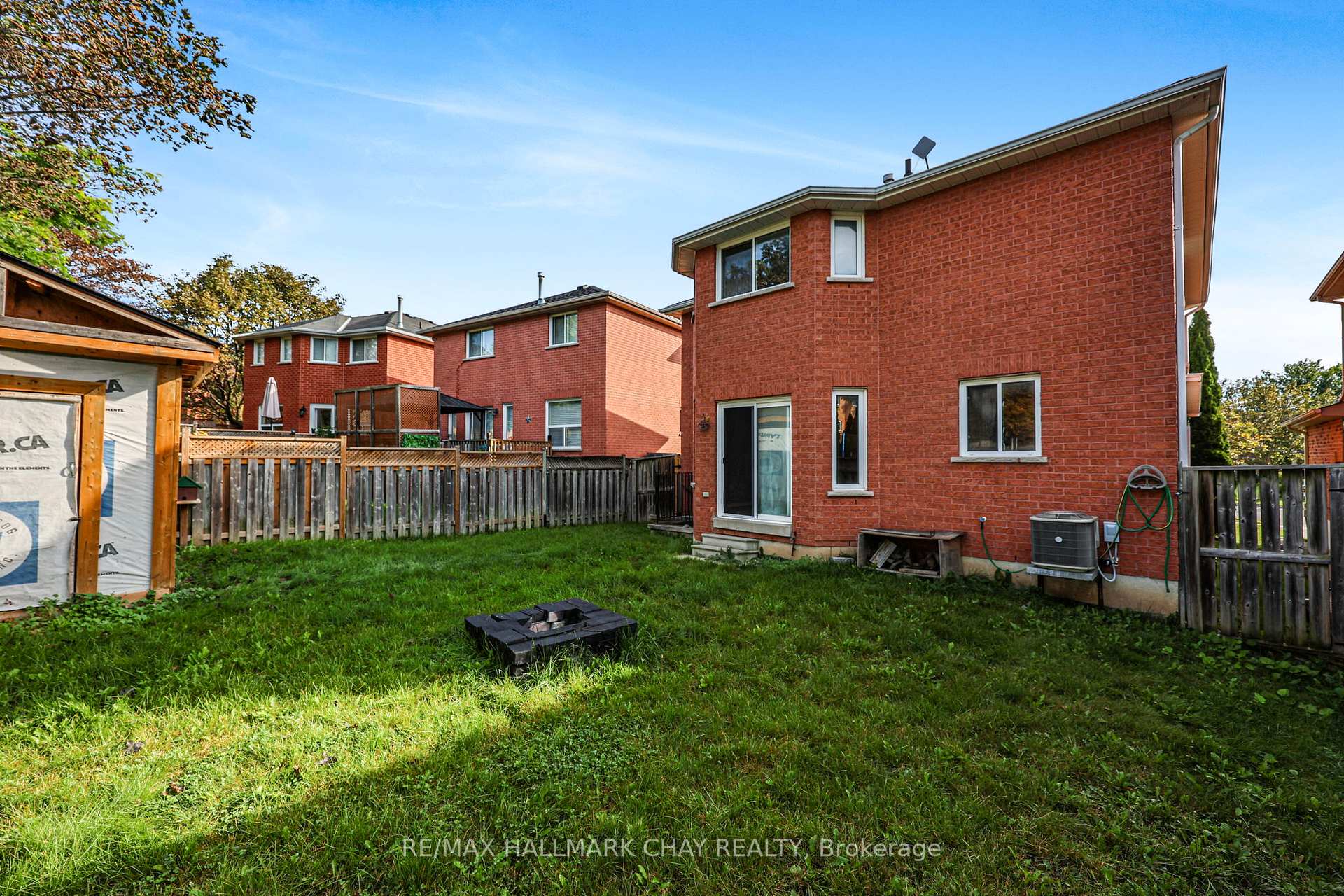 Photo 42 of 50 Loon Avenue, Barrie, Painswick South — HOMEH