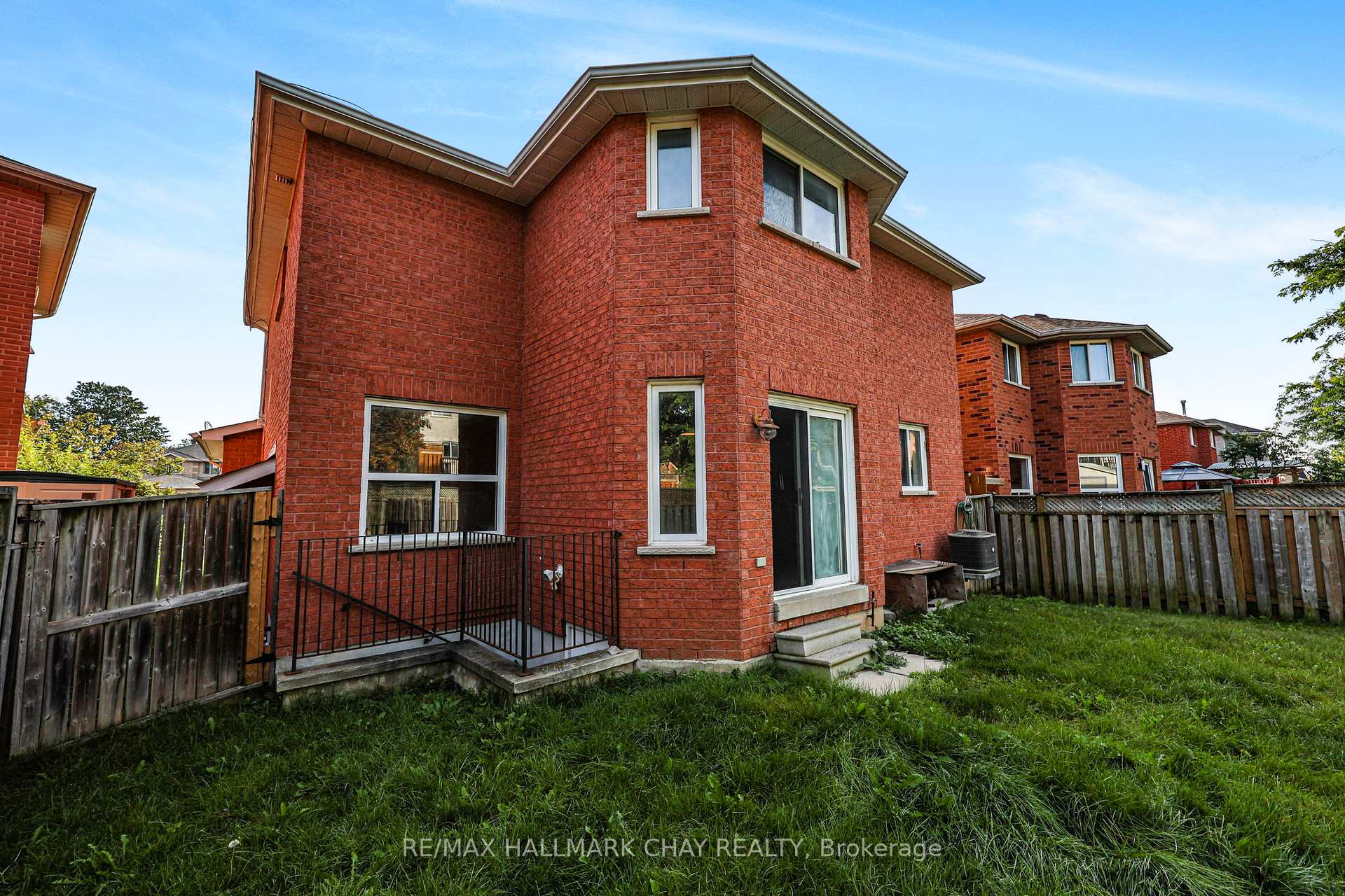 Photo 45 of 50 Loon Avenue, Barrie, Painswick South — HOMEH