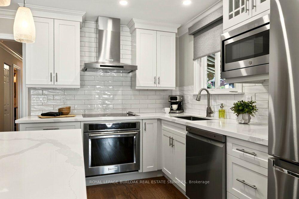 Photo 14 of 1346 Roylen Road, Oakville, College Park — HOMEH