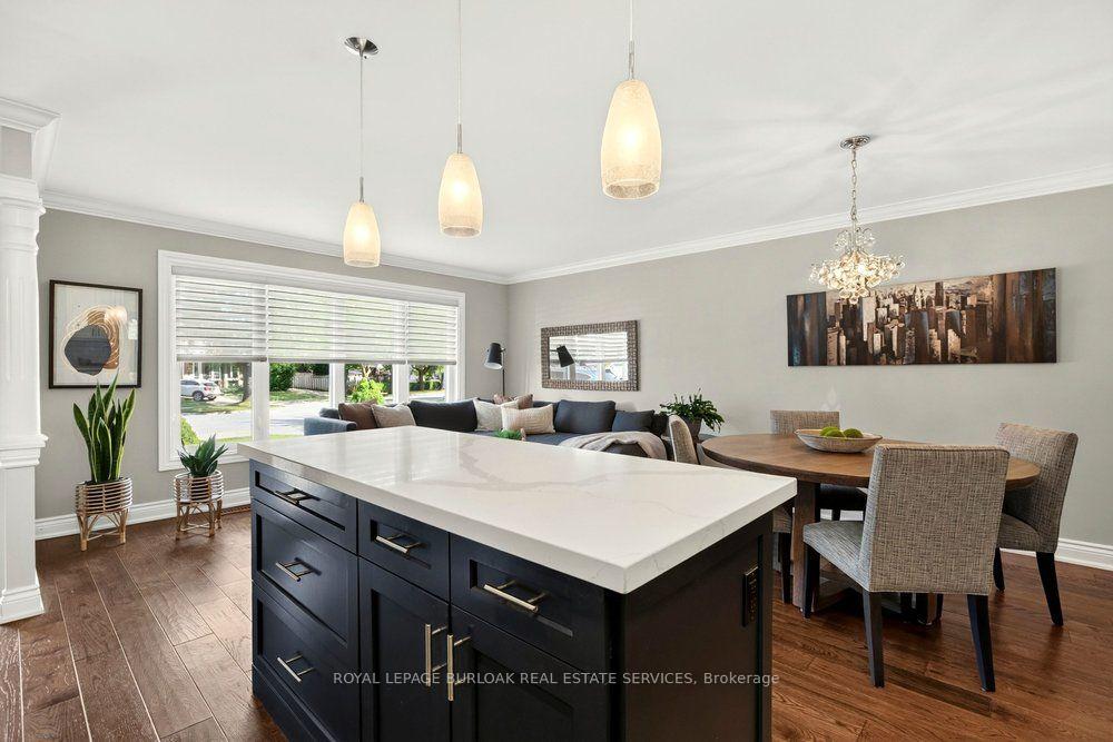 Photo 15 of 1346 Roylen Road, Oakville, College Park — HOMEH