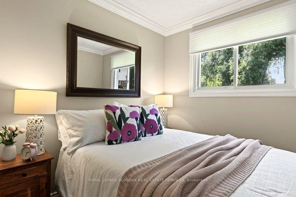 Photo 20 of 1346 Roylen Road, Oakville, College Park — HOMEH