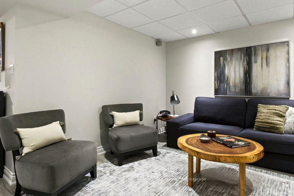 Photo 27 of 1346 Roylen Road, Oakville, College Park — HOMEH