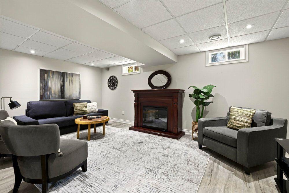 Photo 30 of 1346 Roylen Road, Oakville, College Park — HOMEH