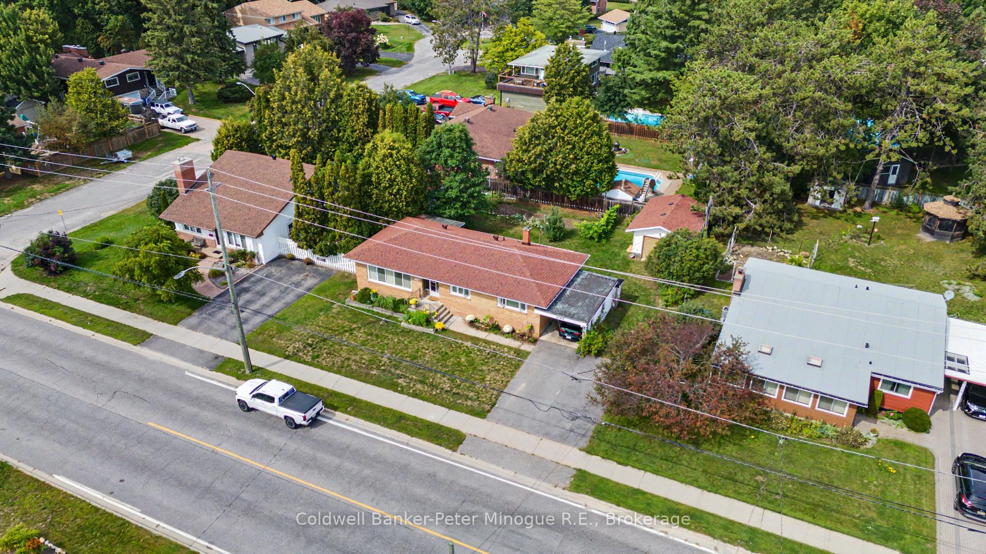 Photo 5 of 1580 Jane Street, North Bay, West End — HOMEH