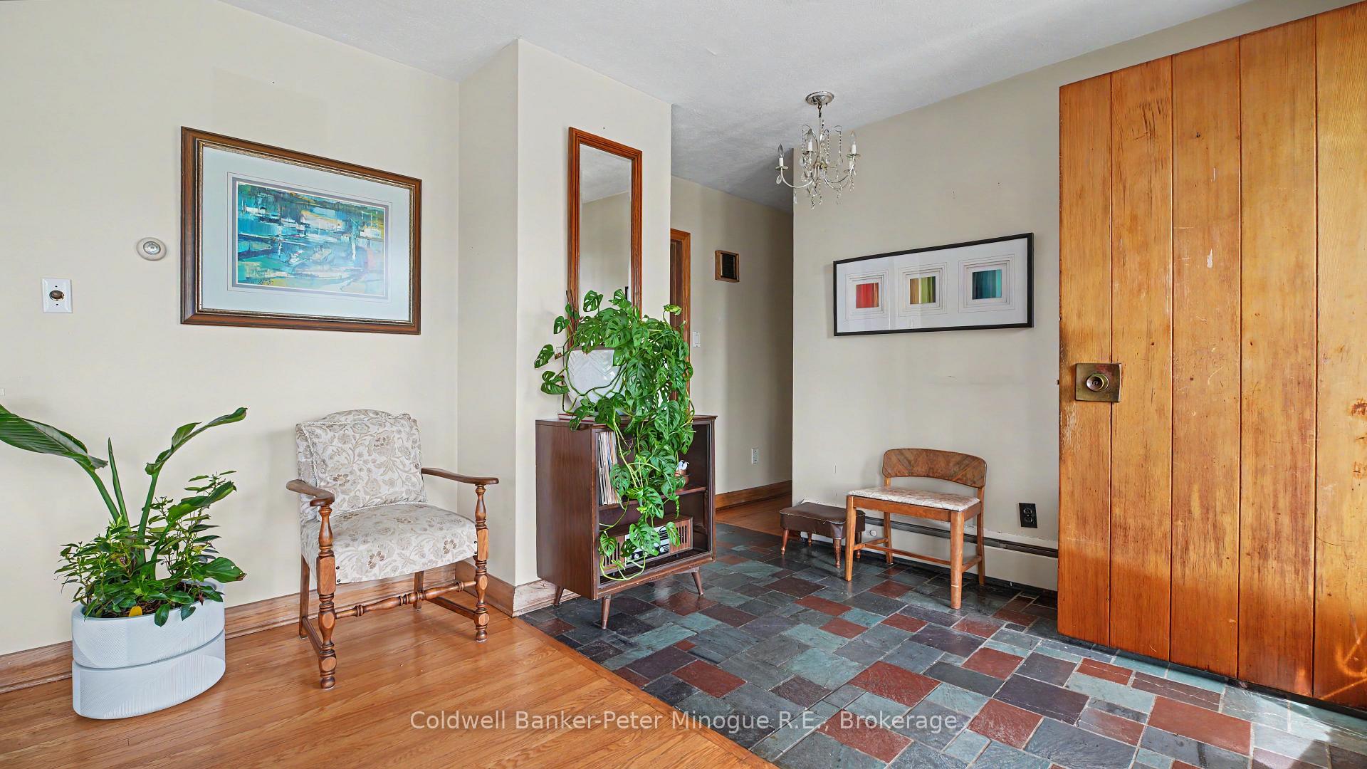 Photo 9 of 1580 Jane Street, North Bay, West End — HOMEH
