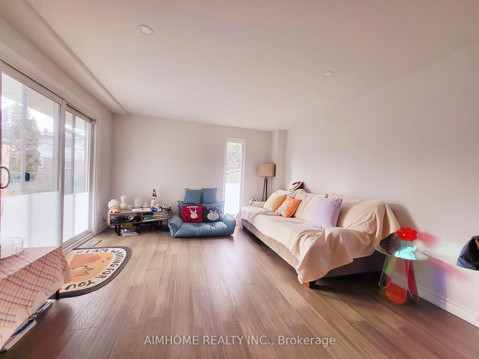Photo 3 of 46 Ardgowan Crescent, Scarborough, Agincourt North — HOMEH