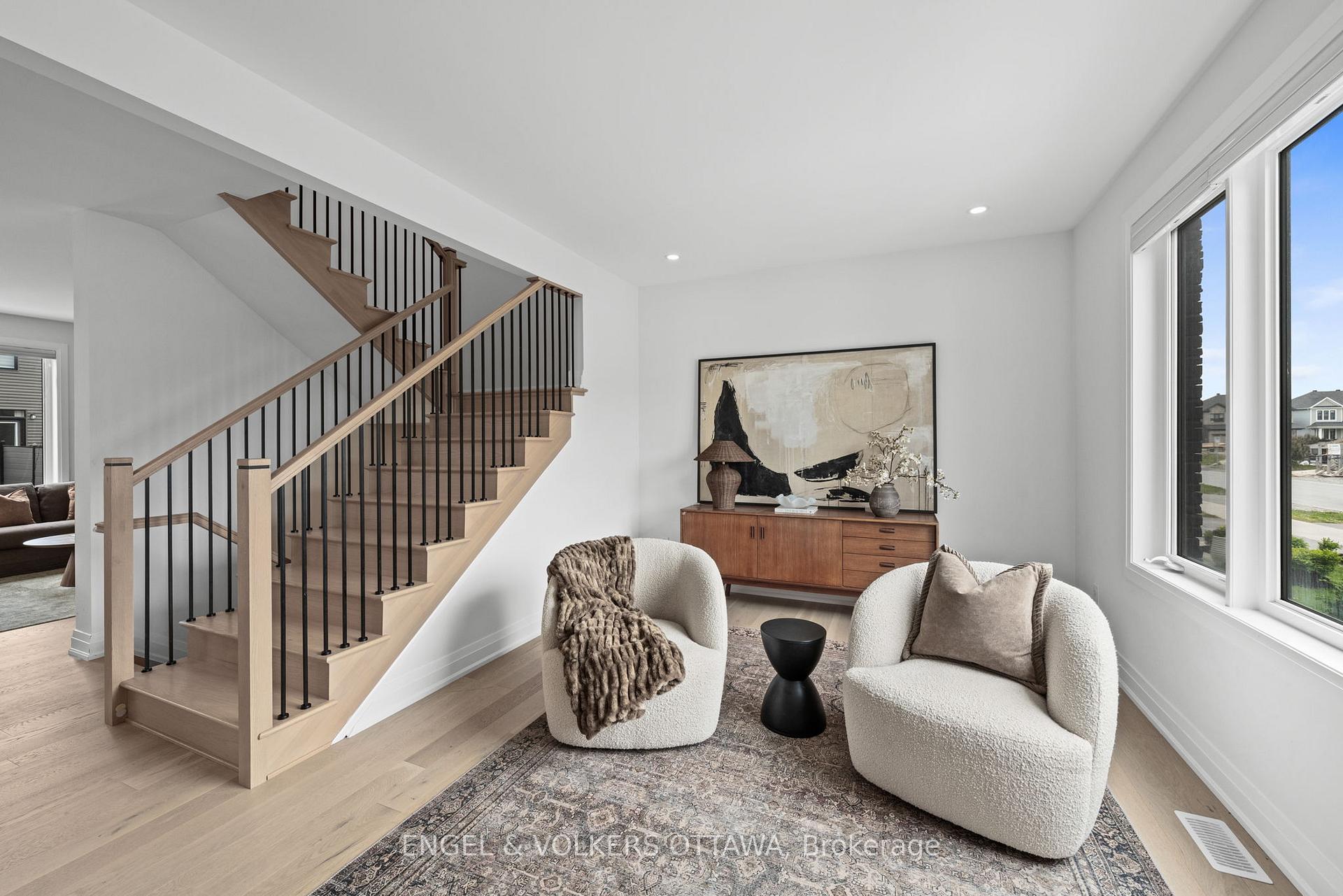 Photo 6 of 581 Bridgeport Avenue, Ottawa, Mahogany Community — HOMEH
